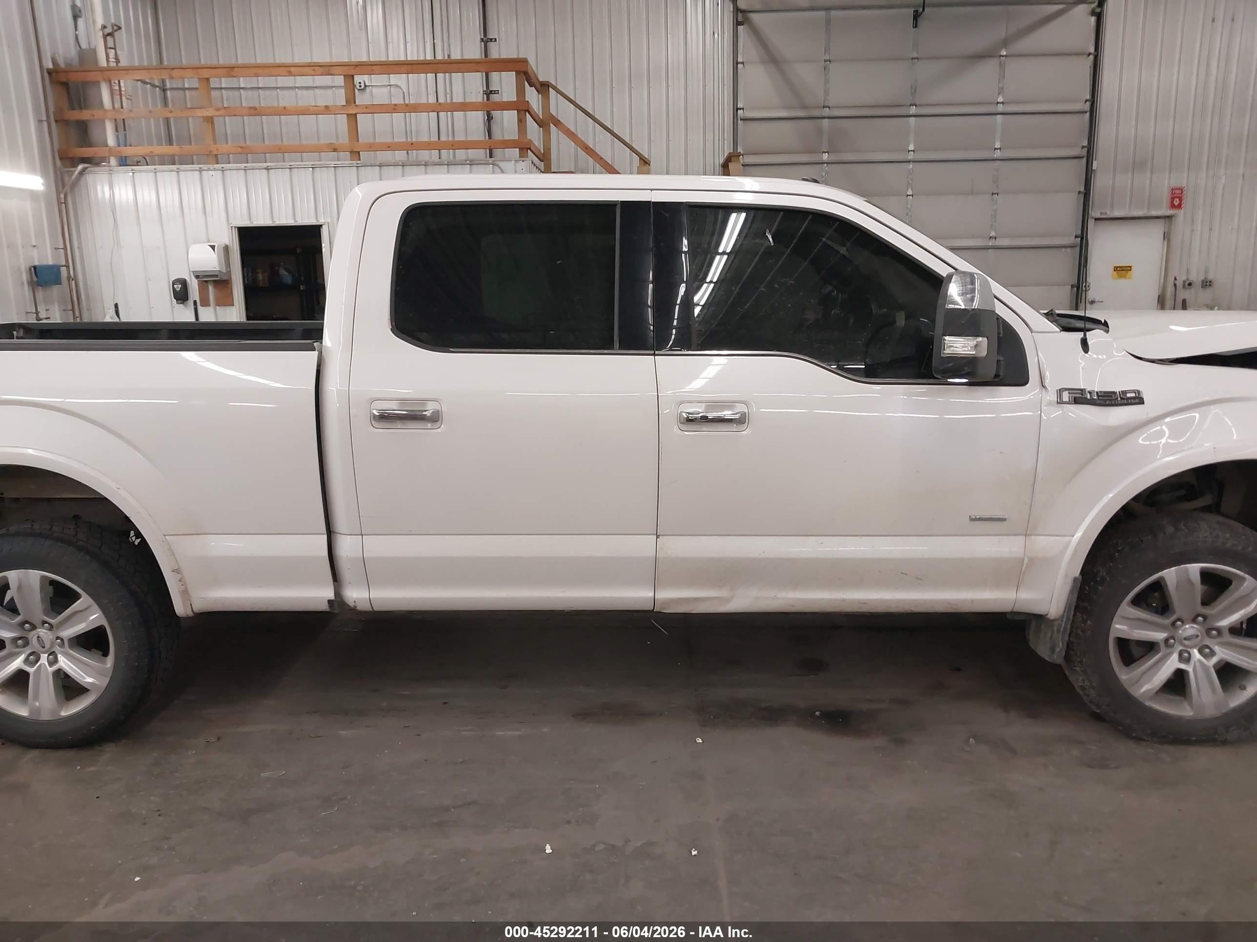 2015 Ford F-150 Platinum Белый vin: 1FTFW1EG0FFC53619
