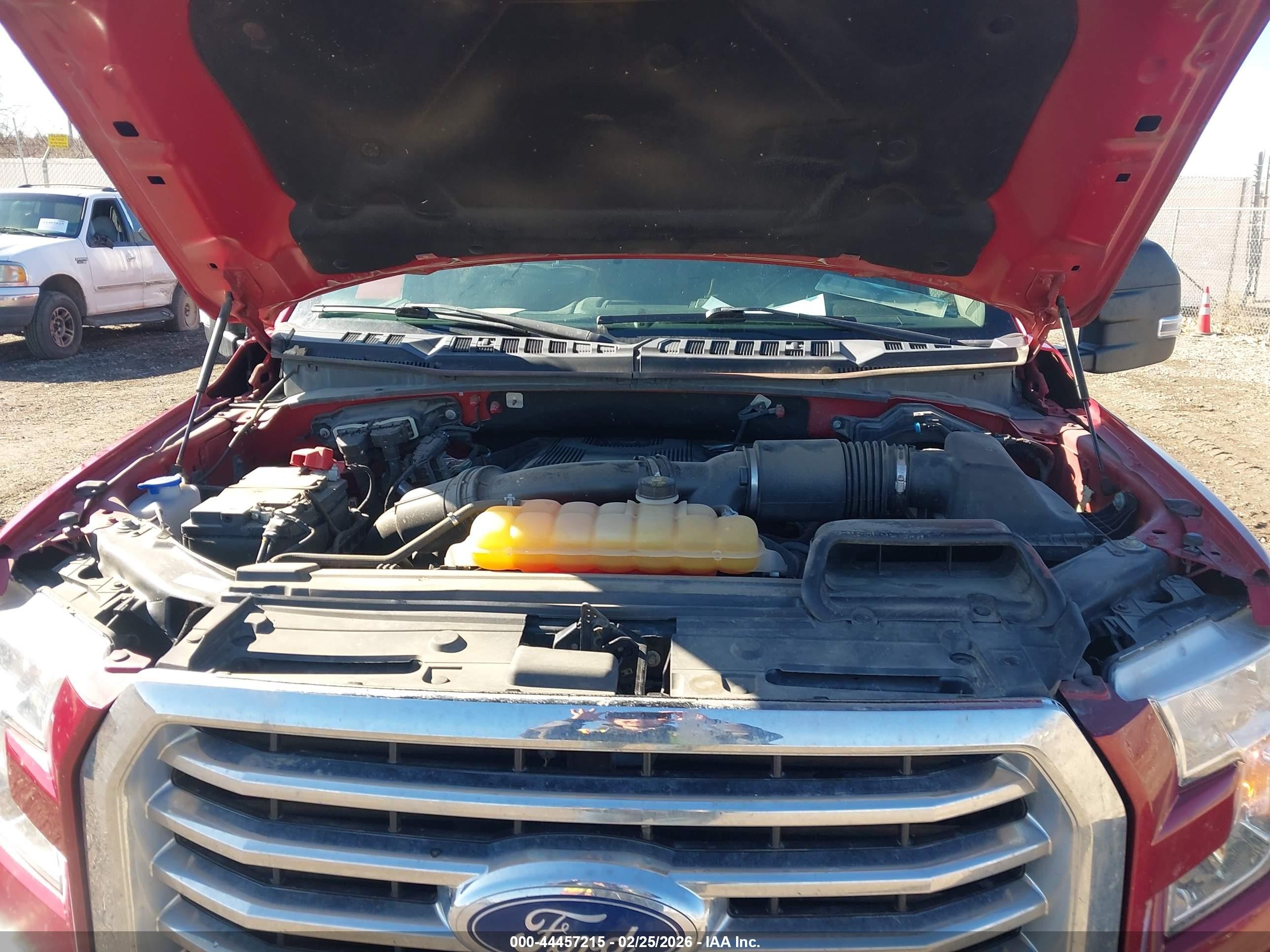 2017 Ford F-150 Xlt Красный vin: 1FTFW1EG0HKE38313