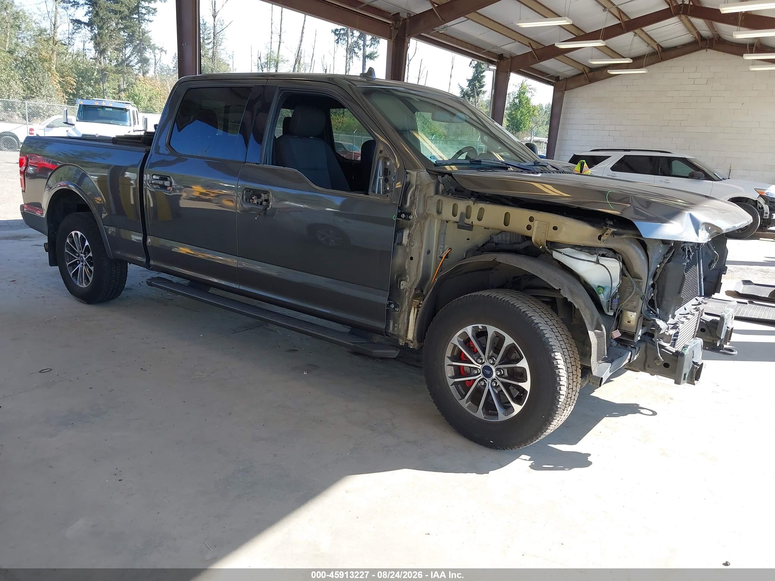 2018 Ford F-150 Xlt Gray vin: 1FTFW1EG0JKC03397