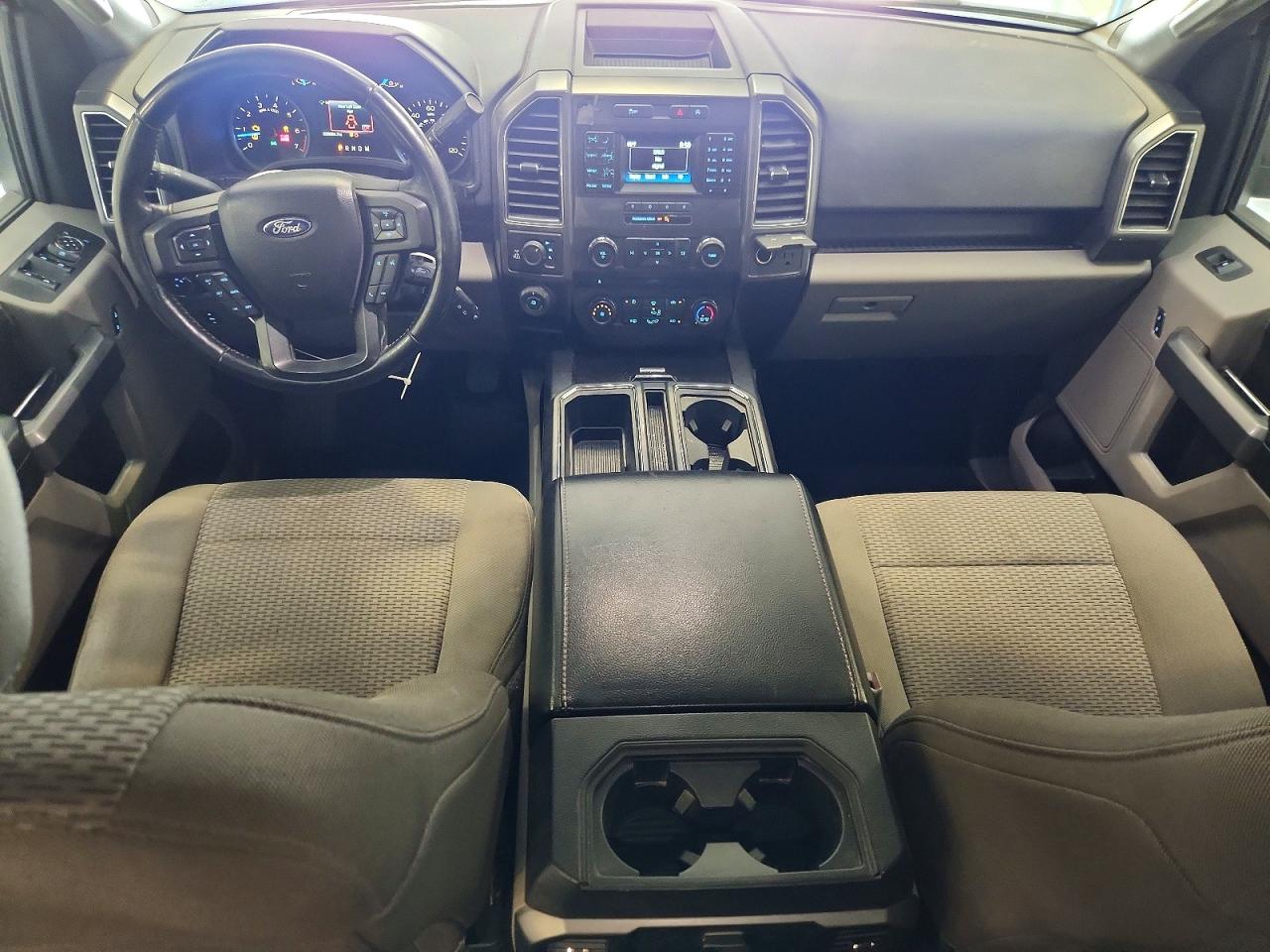 2017 Ford F150 Supercrew White vin: 1FTFW1EG1HFC06182