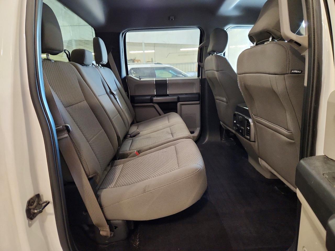 2017 Ford F150 Supercrew White vin: 1FTFW1EG1HFC06182