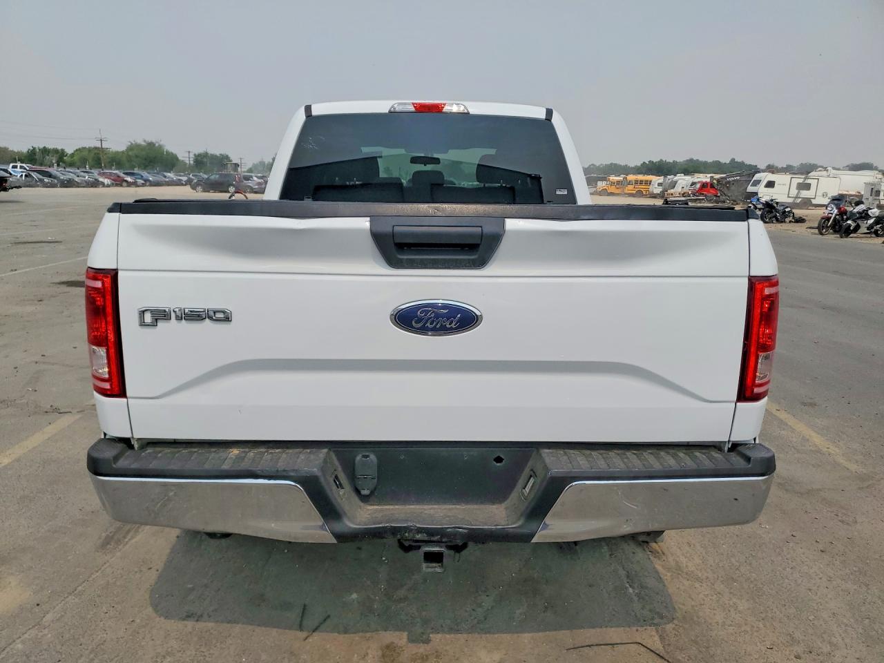 2015 Ford F150 Supercrew White vin: 1FTFW1EG2FFC79302