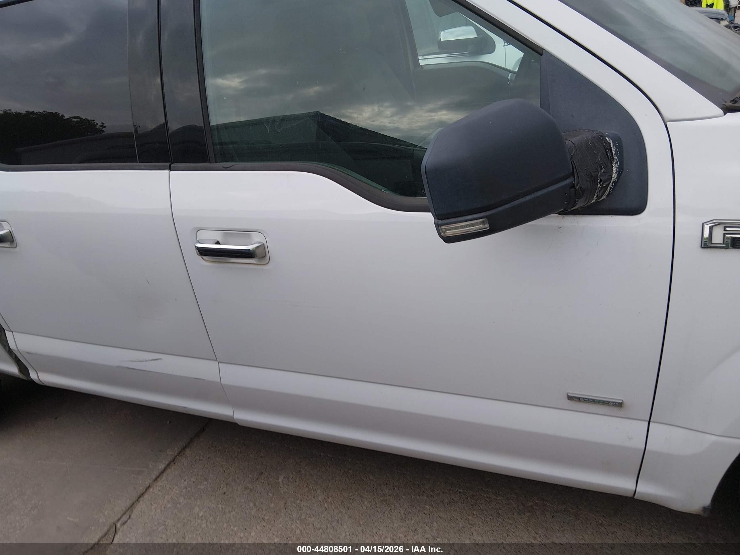 2015 Ford F-150 Xlt White vin: 1FTFW1EG2FKD03203