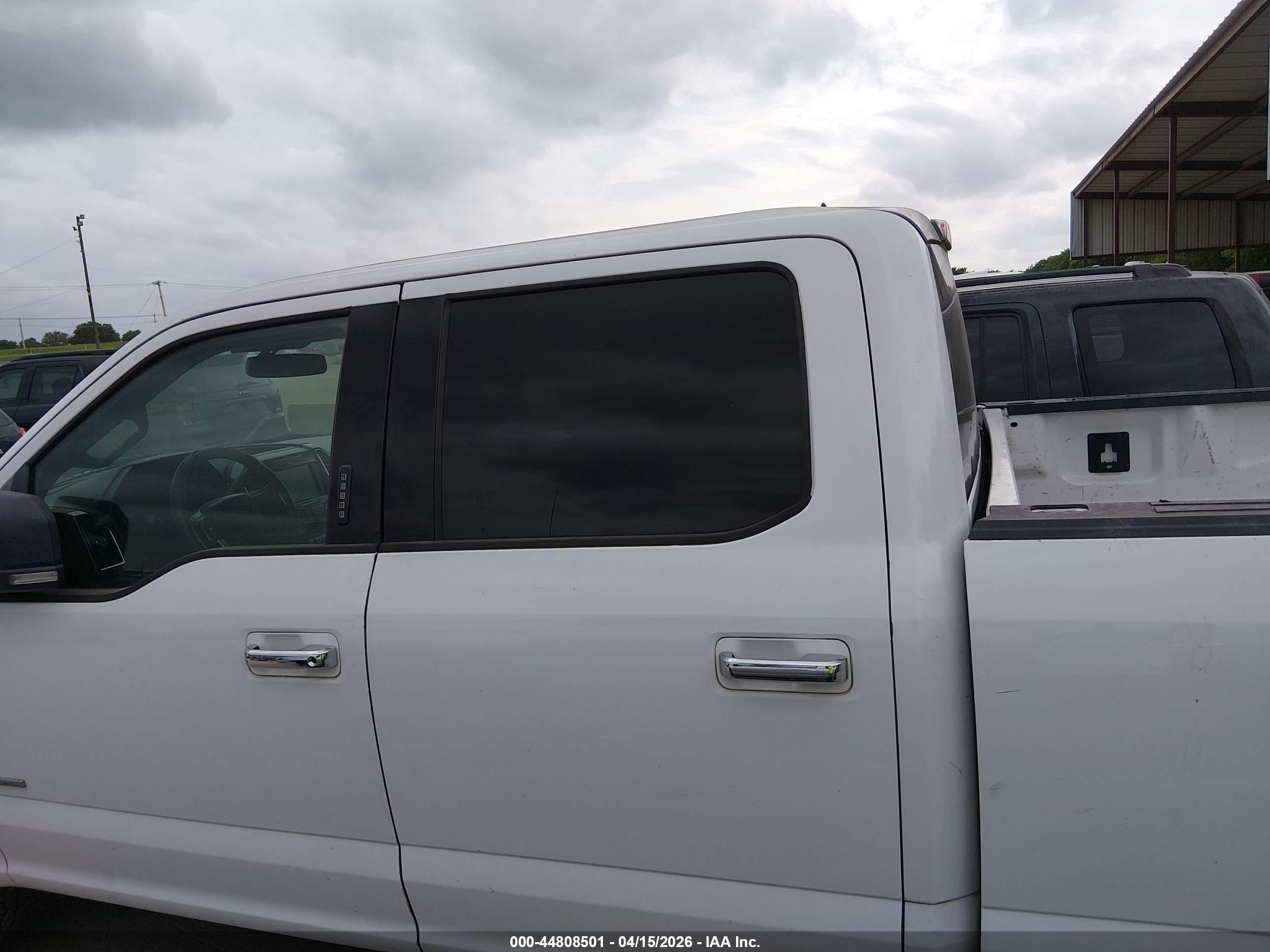 2015 Ford F-150 Xlt White vin: 1FTFW1EG2FKD03203