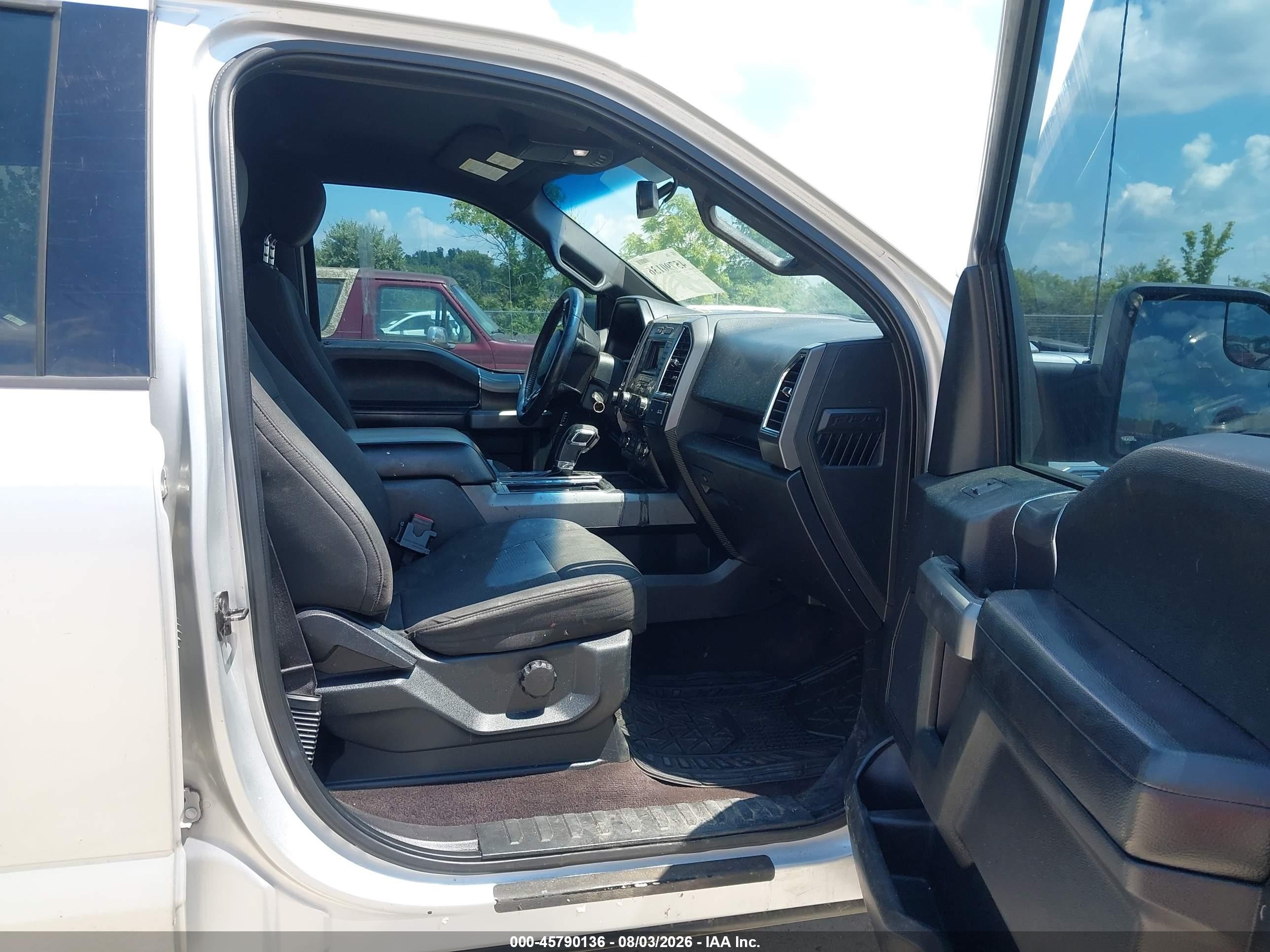 2015 Ford F-150 Xlt Silver vin: 1FTFW1EG6FKF09771