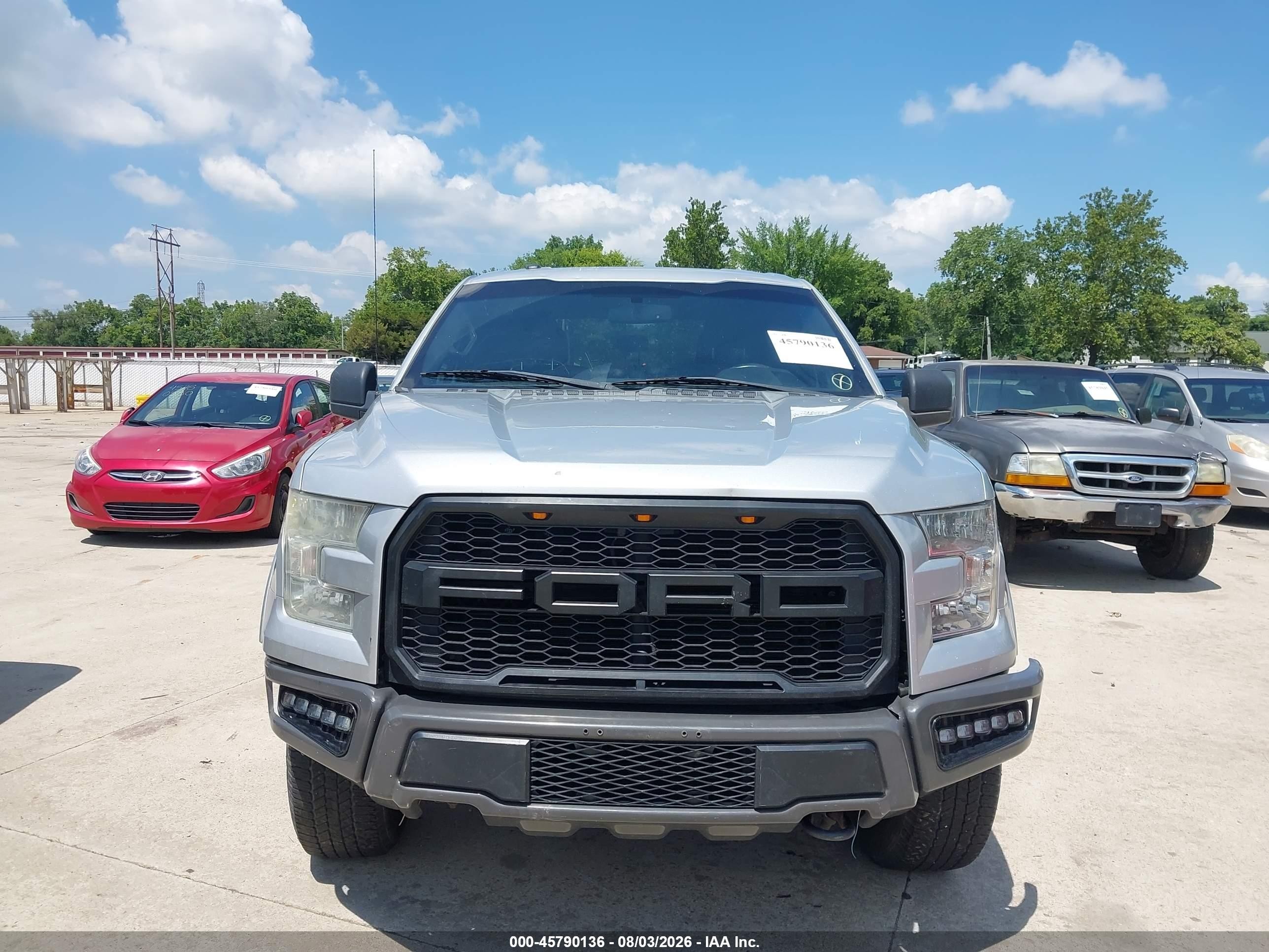 2015 Ford F-150 Xlt Silver vin: 1FTFW1EG6FKF09771