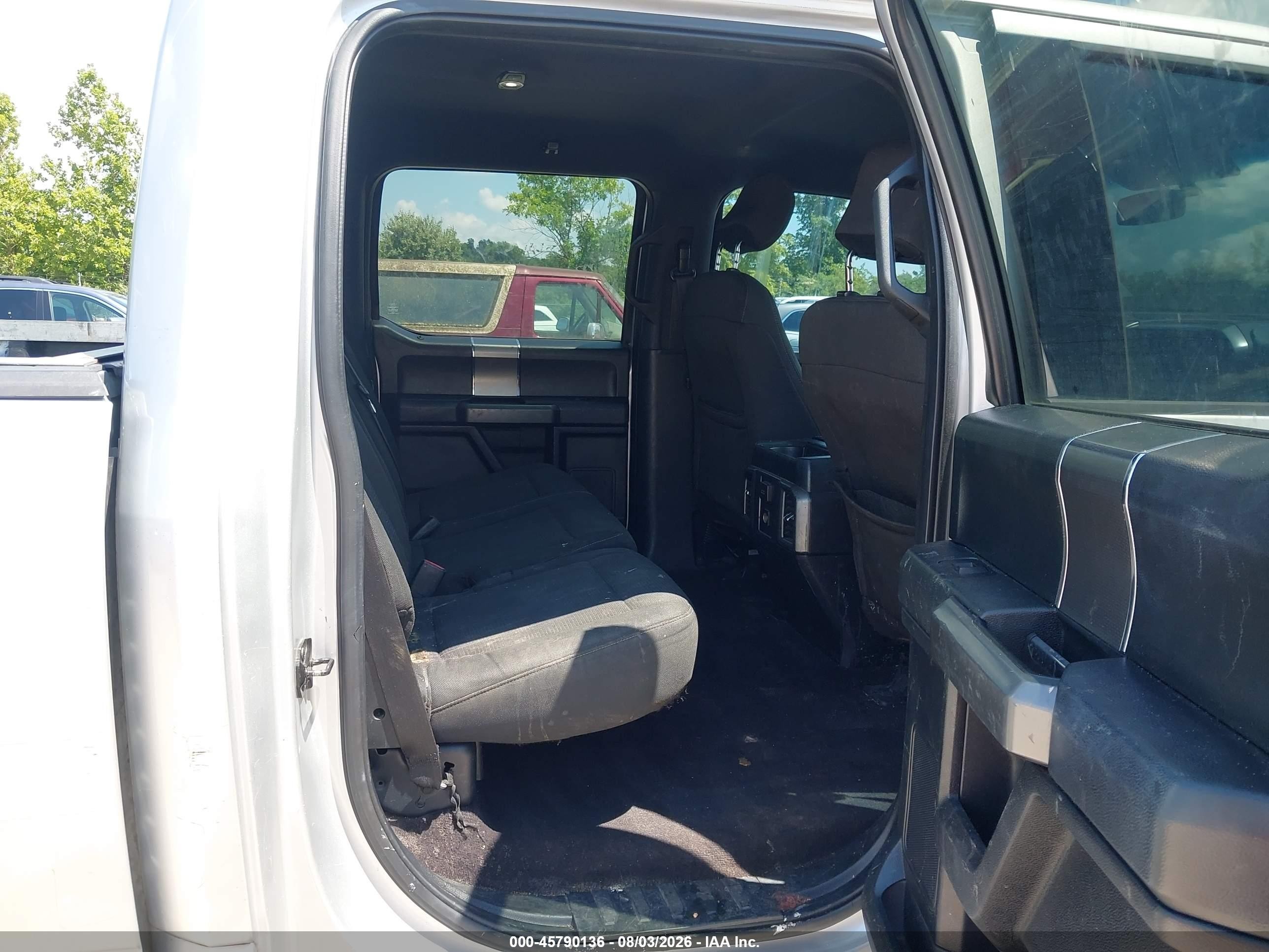 2015 Ford F-150 Xlt Silver vin: 1FTFW1EG6FKF09771