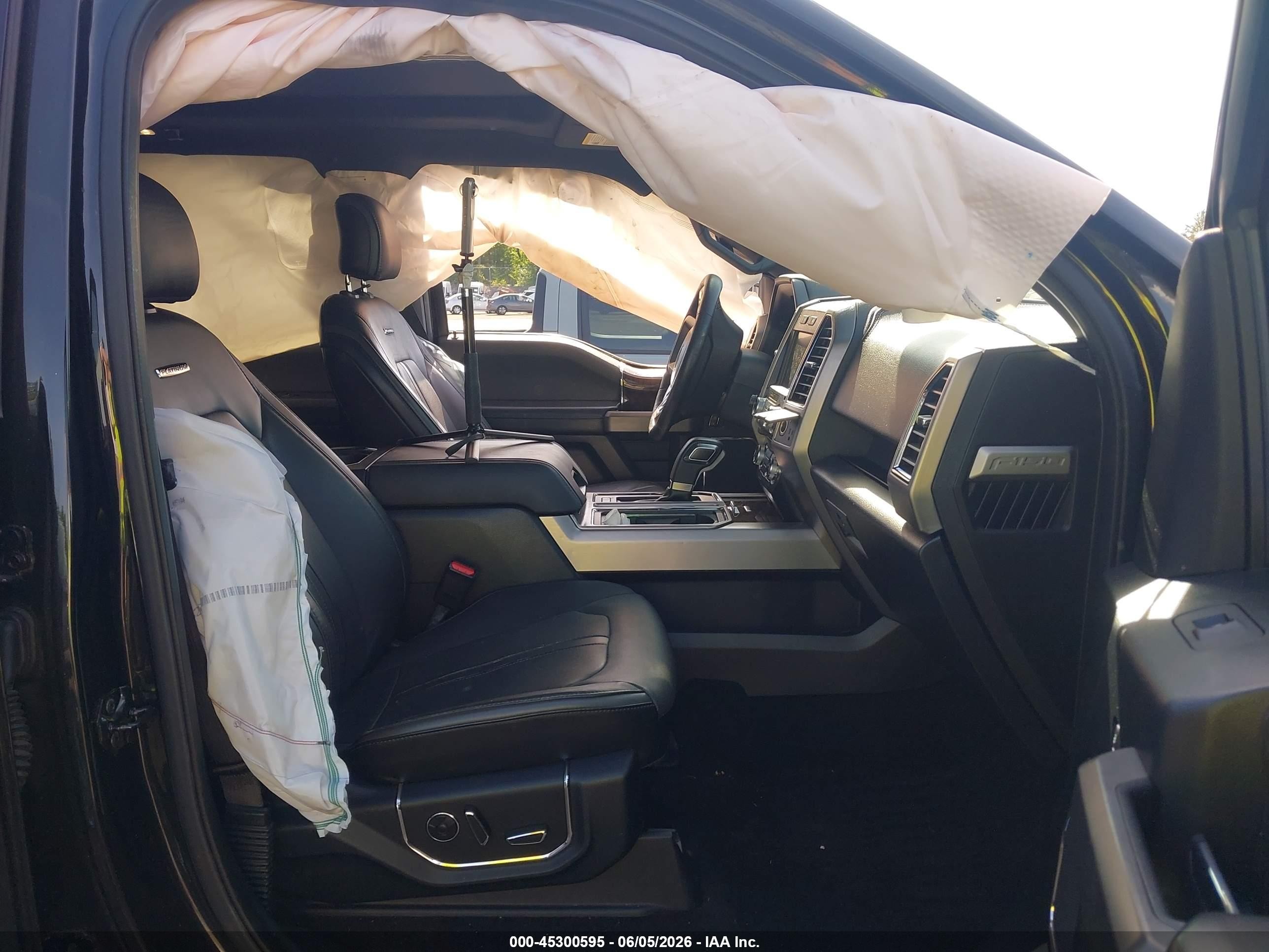 2015 Ford F-150 Platinum Black vin: 1FTFW1EG8FFC56137