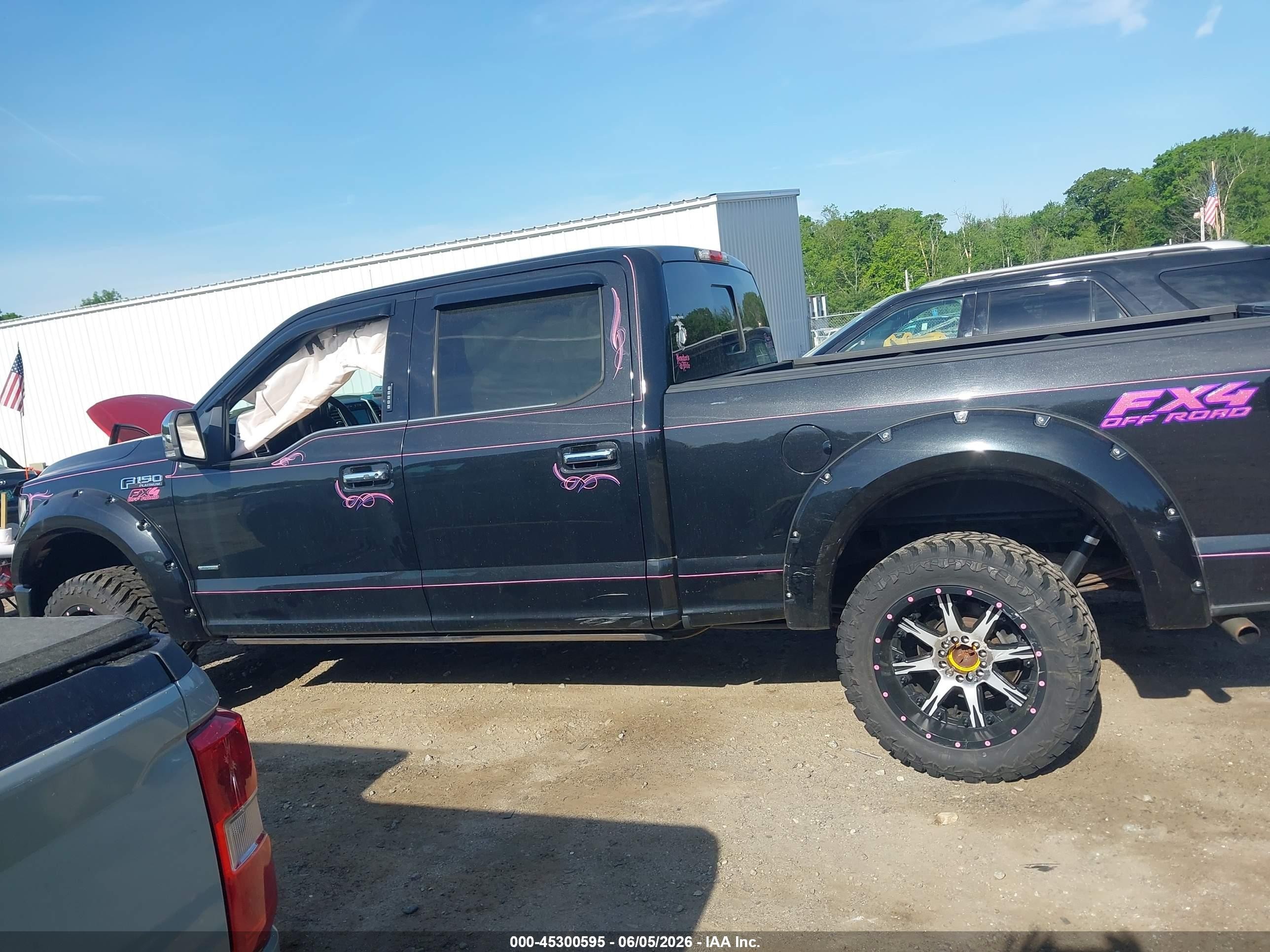 2015 Ford F-150 Platinum Black vin: 1FTFW1EG8FFC56137
