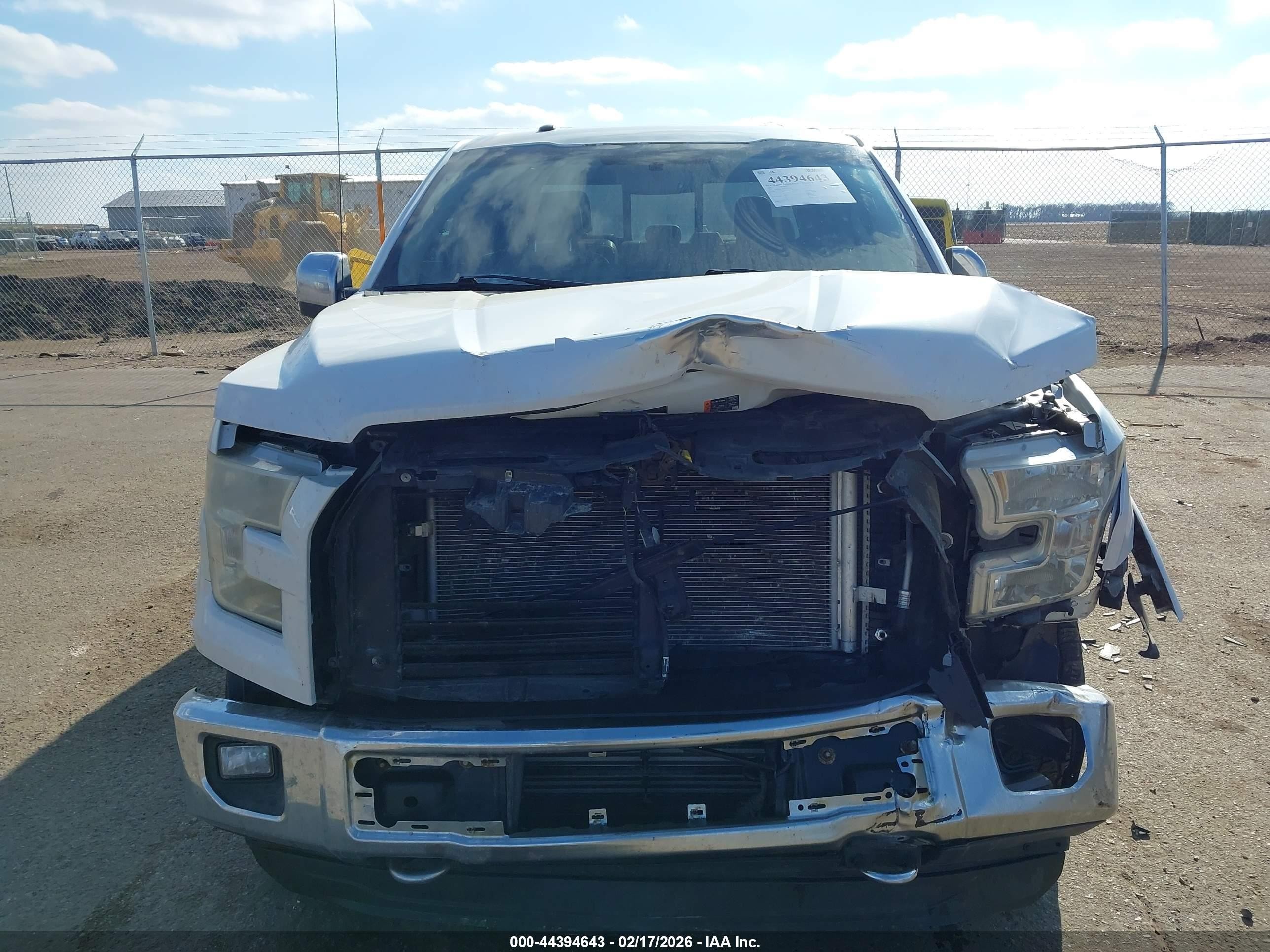 2015 Ford F-150 Lariat White vin: 1FTFW1EG8FKD21110