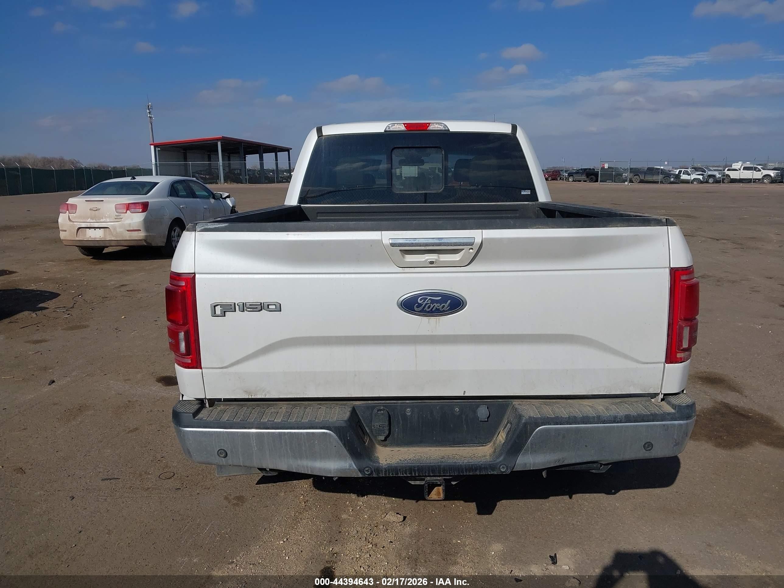 2015 Ford F-150 Lariat White vin: 1FTFW1EG8FKD21110