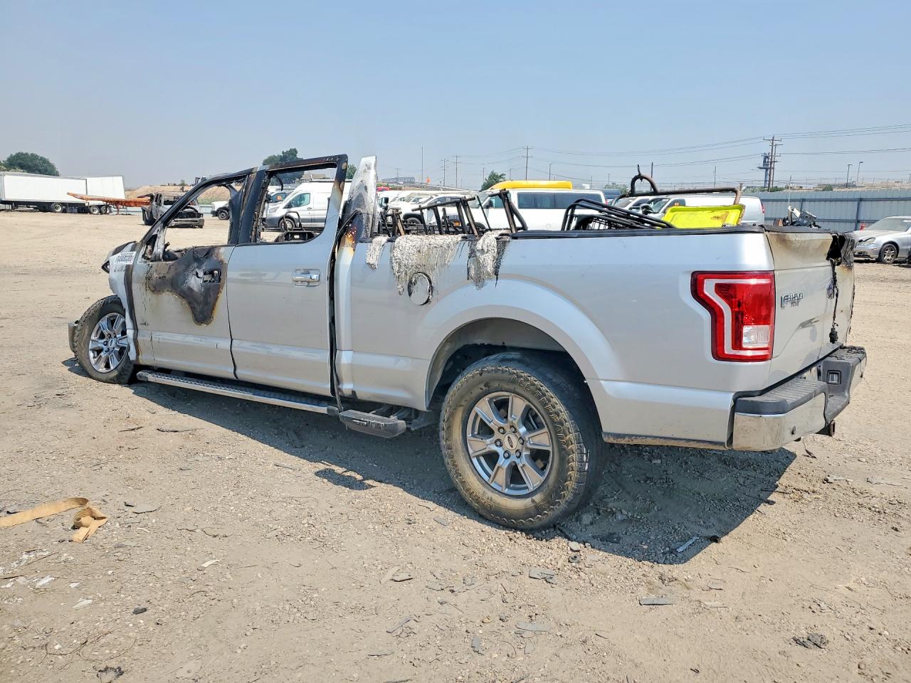 2015 Ford F150 Supercrew Silver vin: 1FTFW1EG8FKD29188