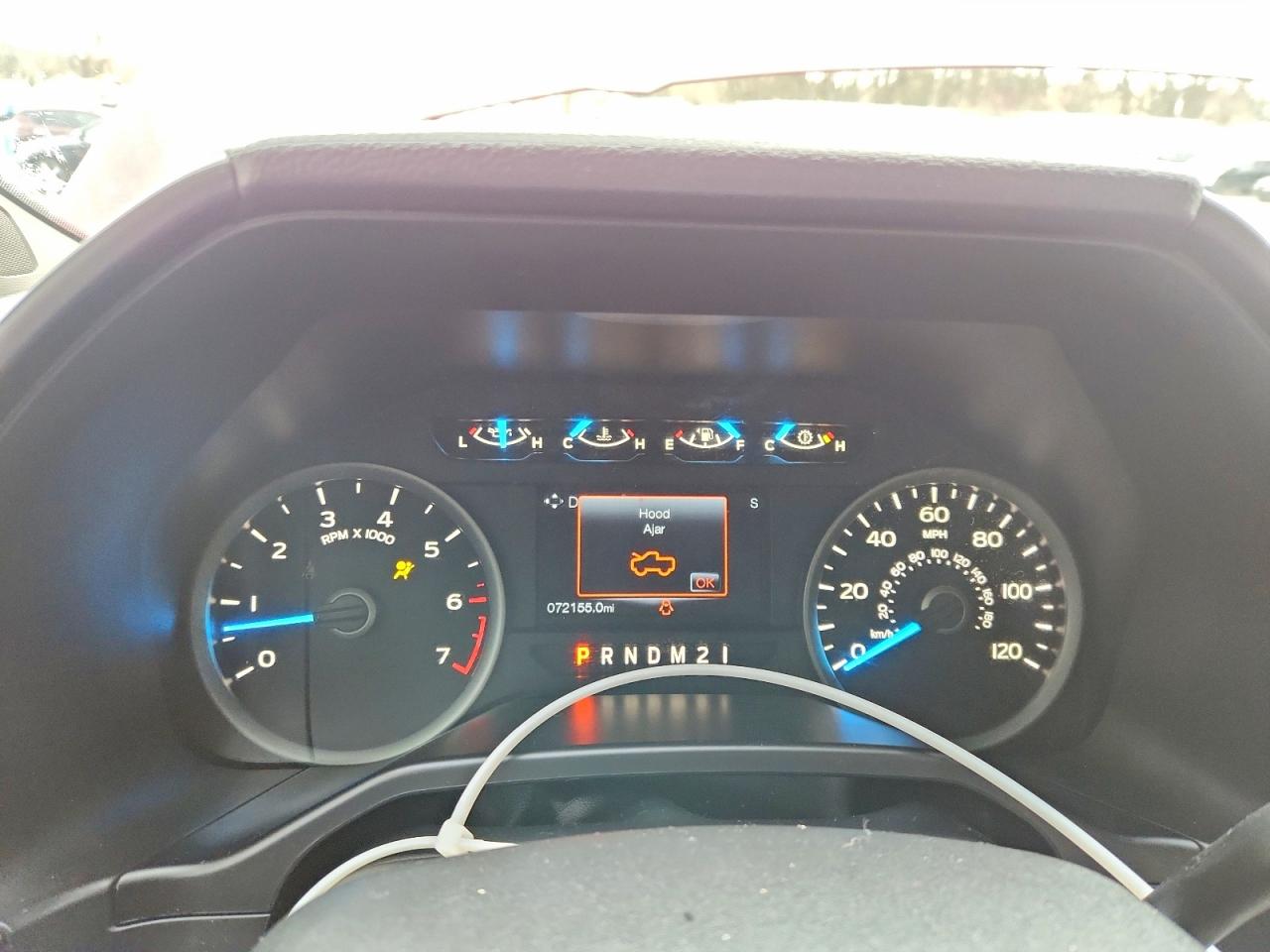 2015 Ford F150 Supercrew Burgundy vin: 1FTFW1EG9FFB83814