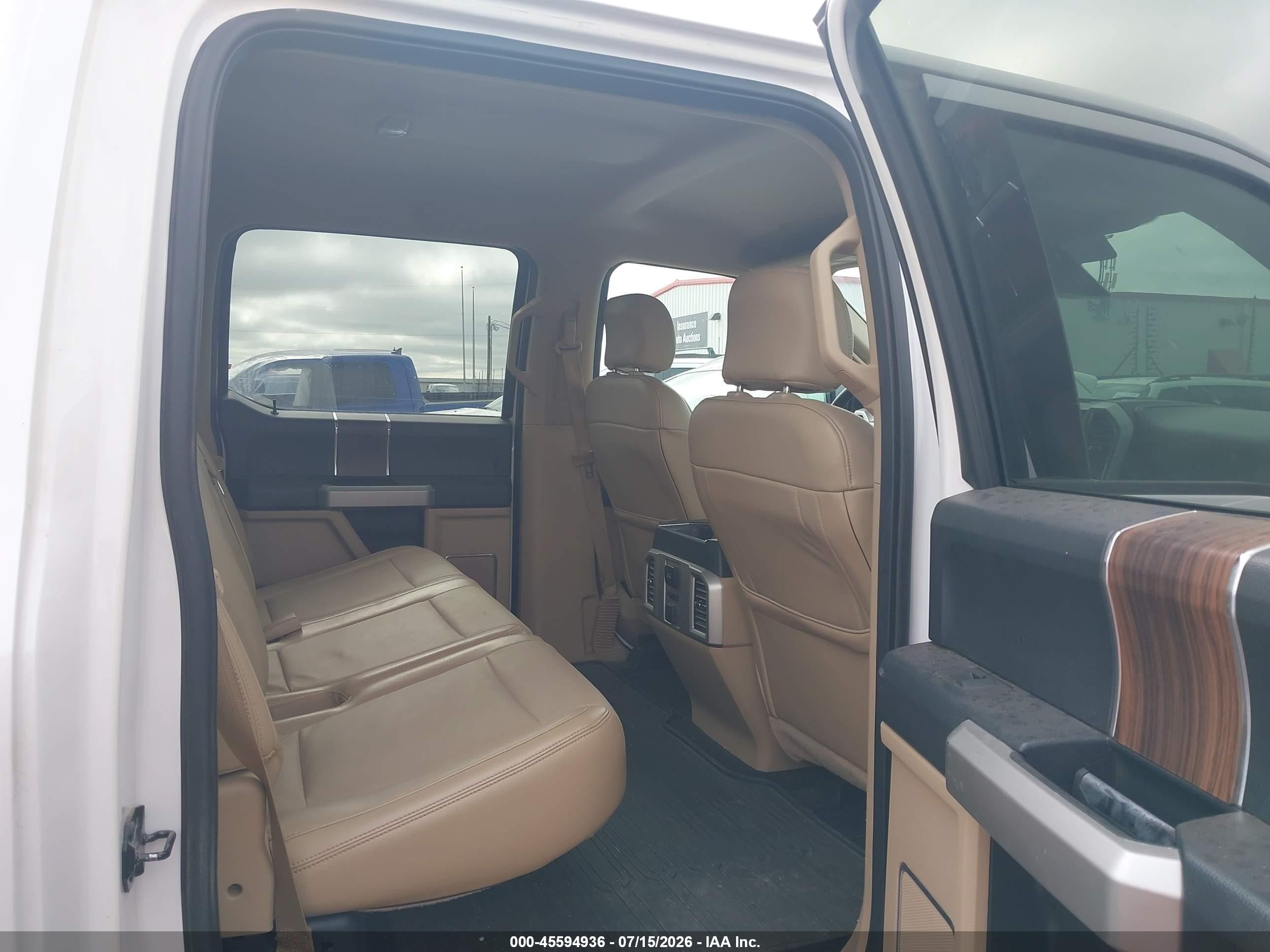 2015 Ford F-150 King Ranch/lariat/platinum/xl/xlt White vin: 1FTFW1EG9FKD26378