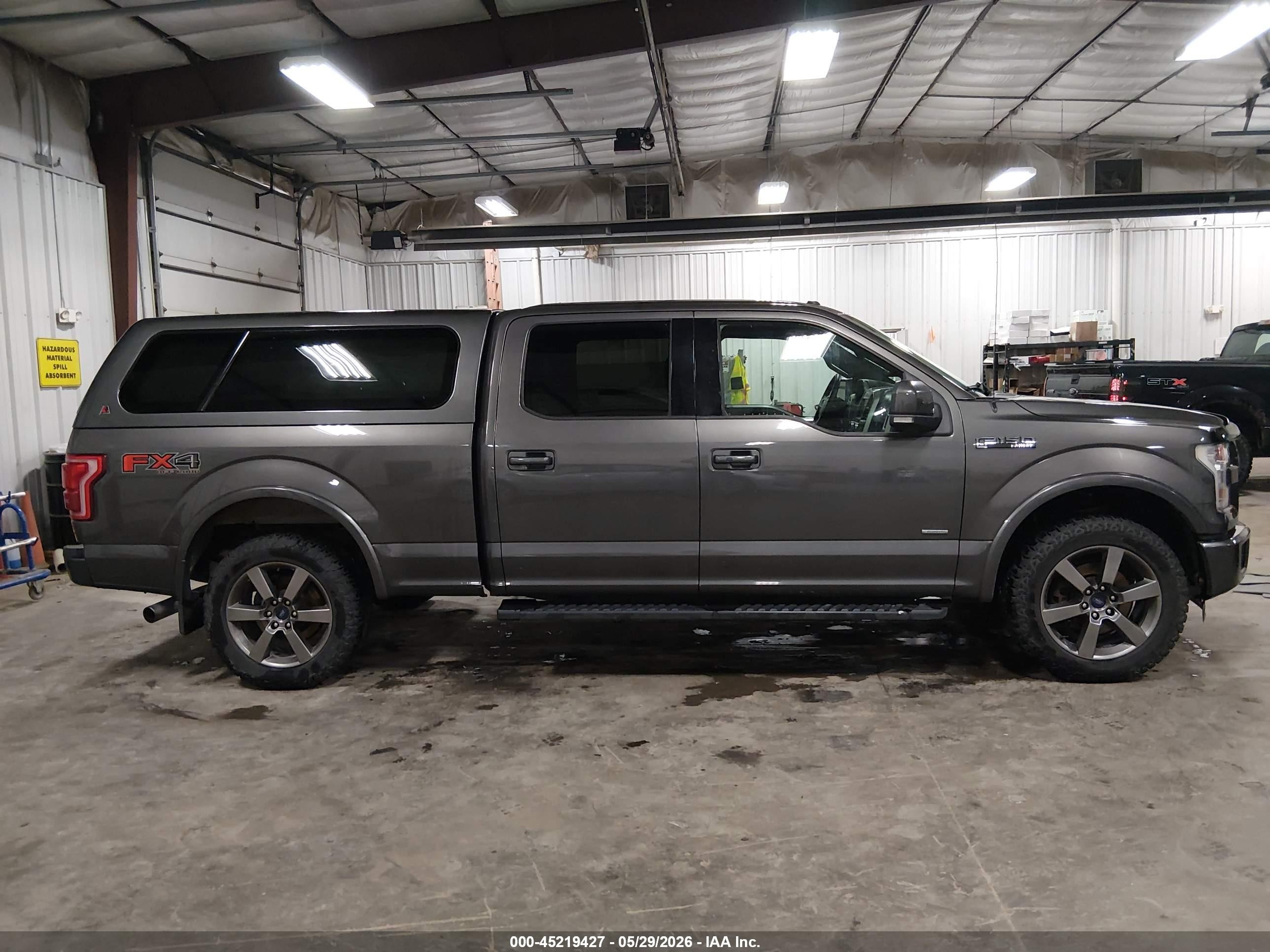 2015 Ford F-150 Lariat Gray vin: 1FTFW1EG9FKE81769
