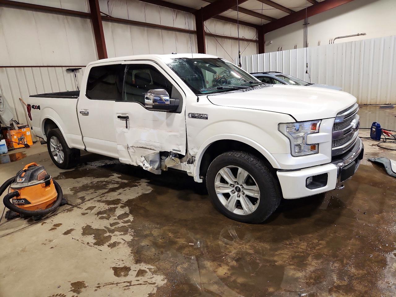 2015 Ford F150 Supercrew White vin: 1FTFW1EGXFFA32156