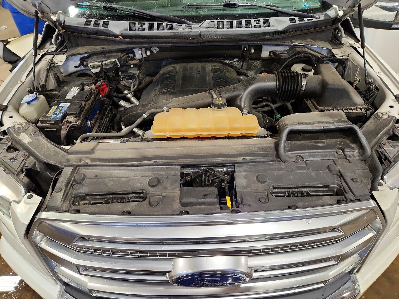 2015 Ford F150 Supercrew White vin: 1FTFW1EGXFFA32156