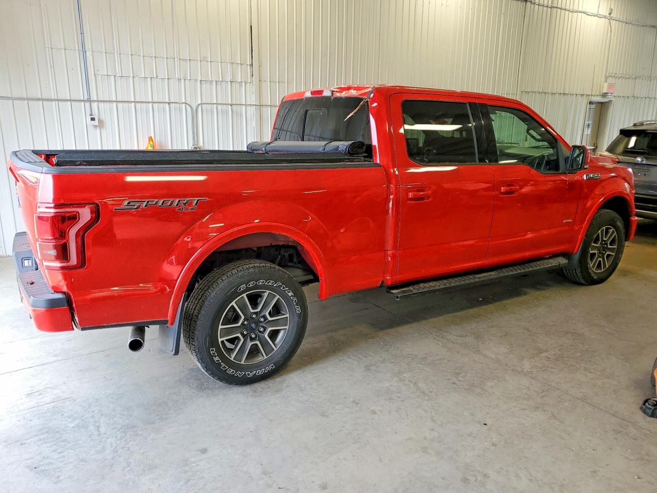 2015 Ford F150 Supercrew Red vin: 1FTFW1EGXFFA71975