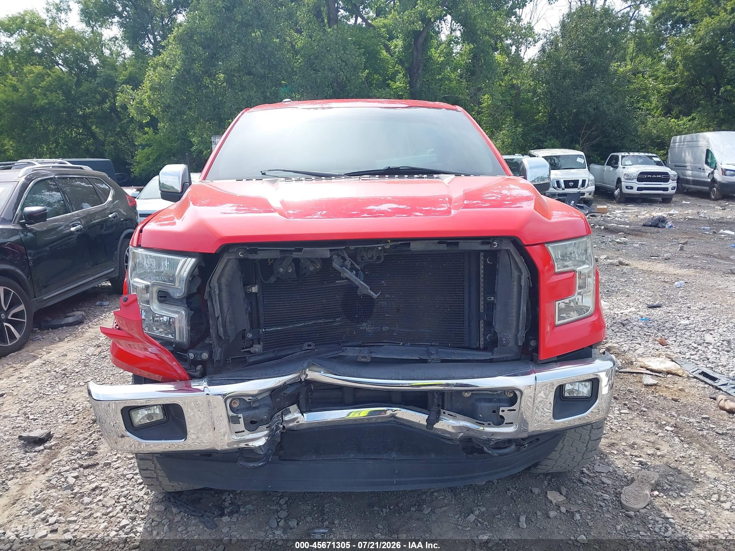 2015 Ford F-150 Xlt Red vin: 1FTFW1EGXFFA80675