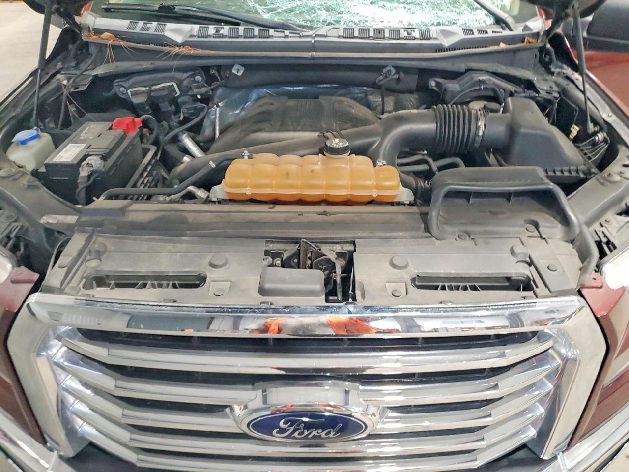 2015 Ford F150 Supercrew Burgundy vin: 1FTFW1EGXFKE98922