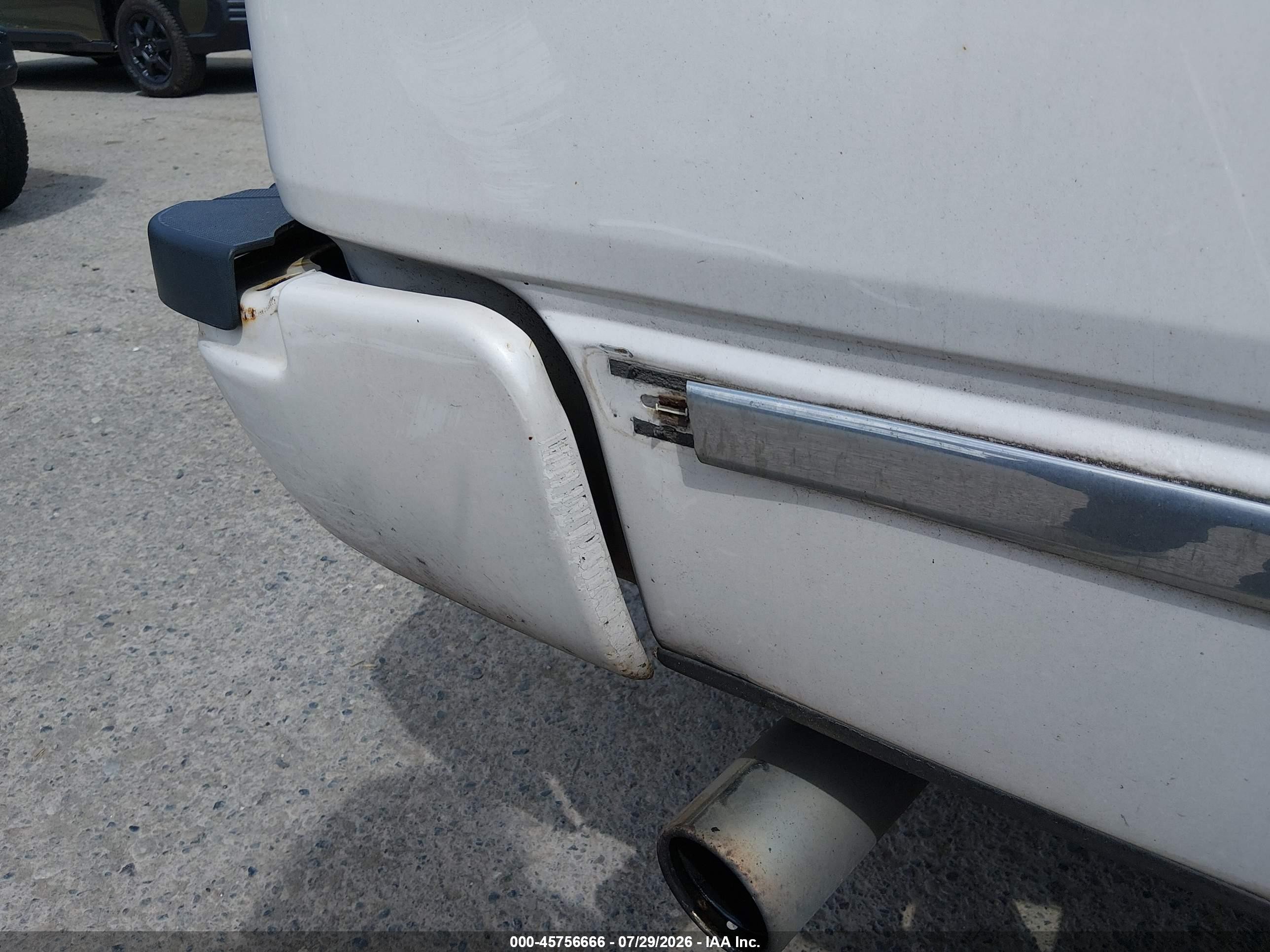 2011 Ford F-150 Platinum White vin: 1FTFW1ET0BFA52861