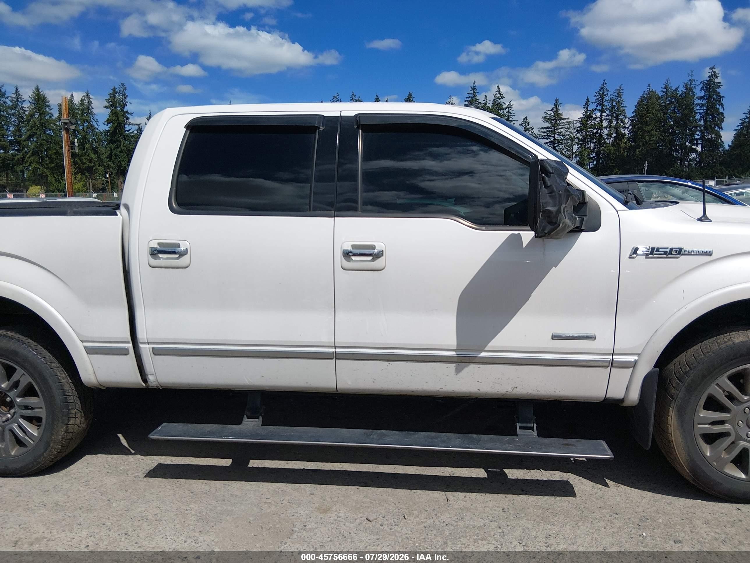2011 Ford F-150 Platinum White vin: 1FTFW1ET0BFA52861