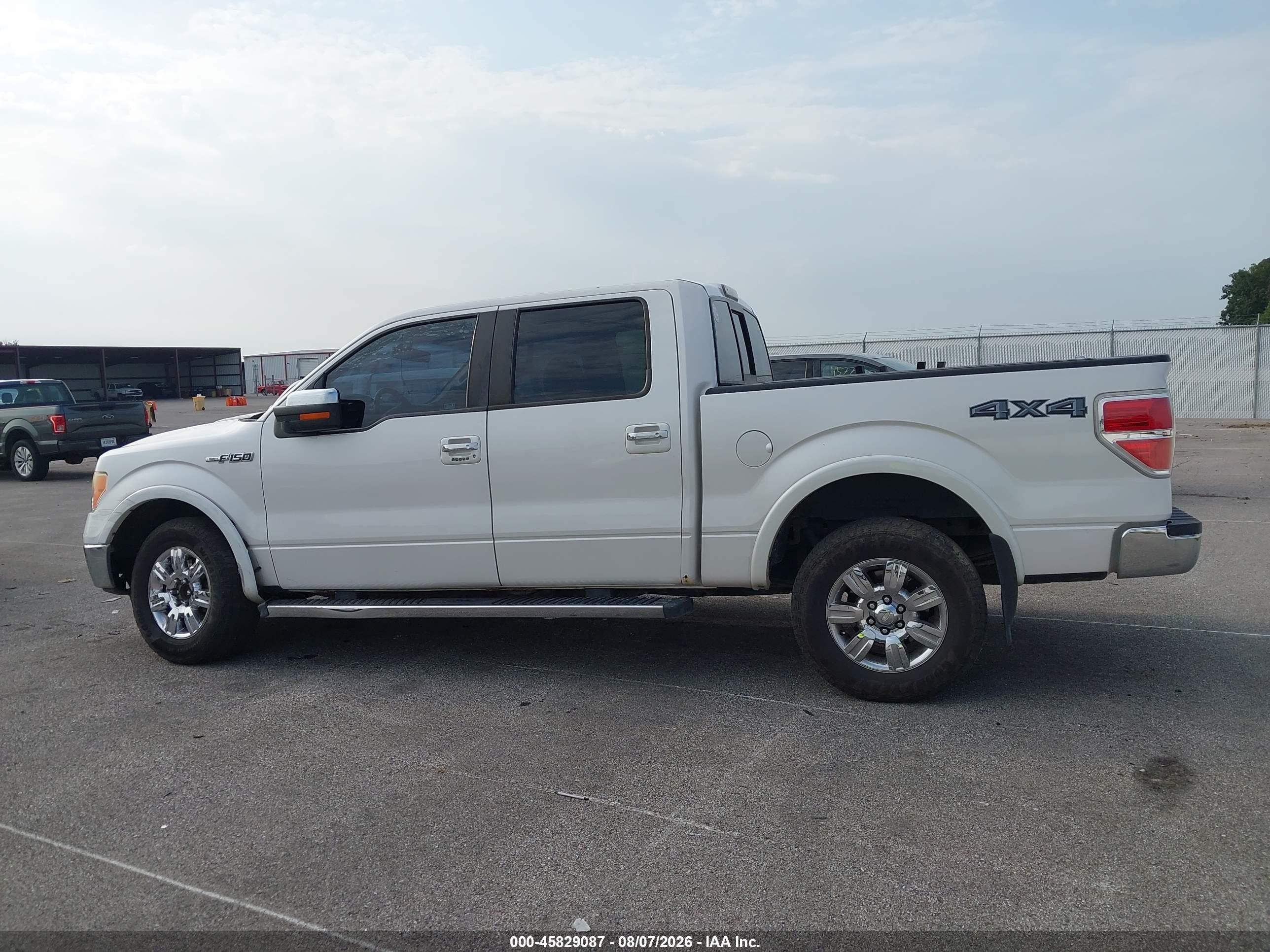 2011 Ford F-150 Lariat White vin: 1FTFW1ET0BFA67781