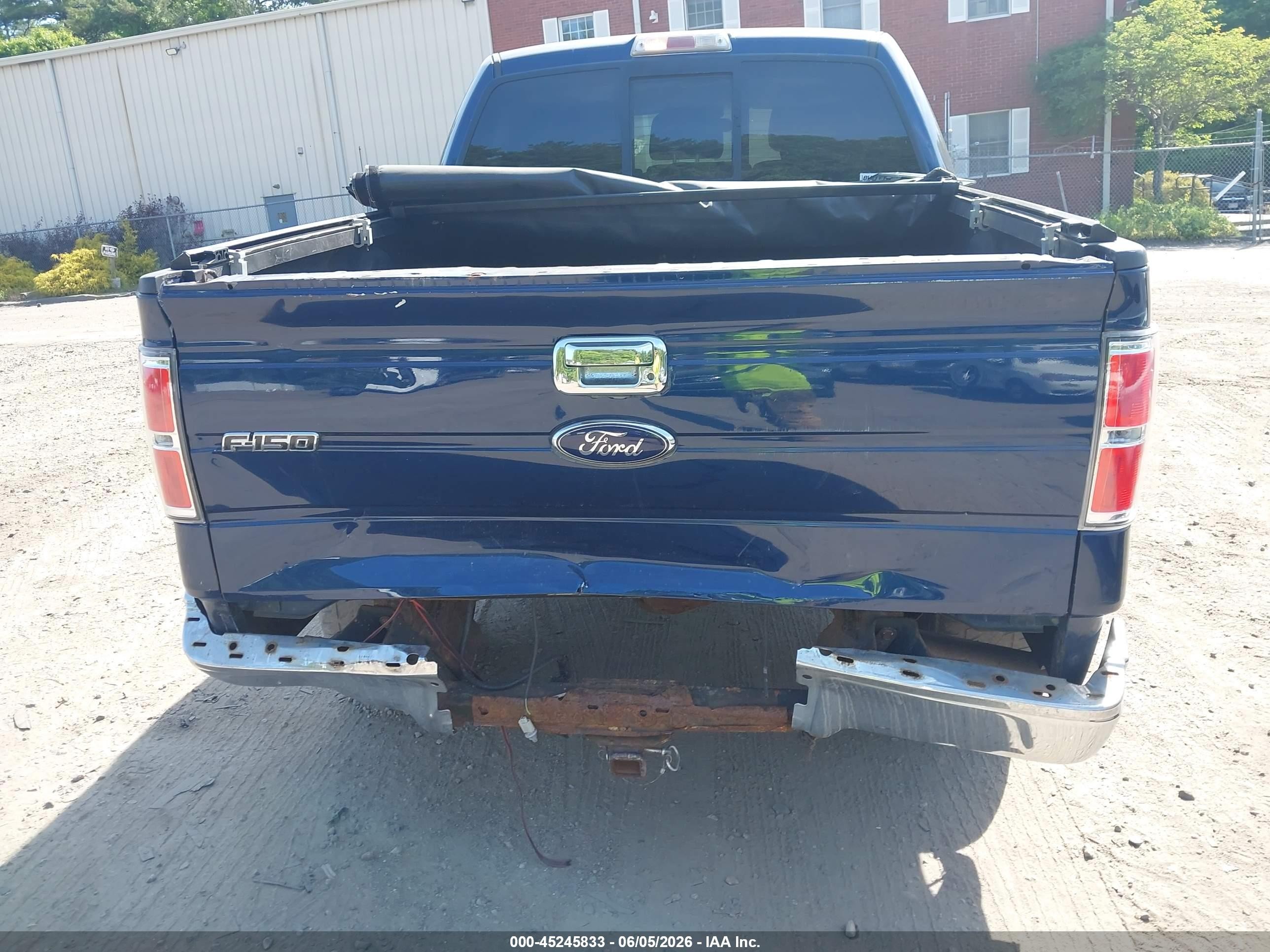 2011 Ford F-150 Lariat Blue vin: 1FTFW1ET0BFA90638