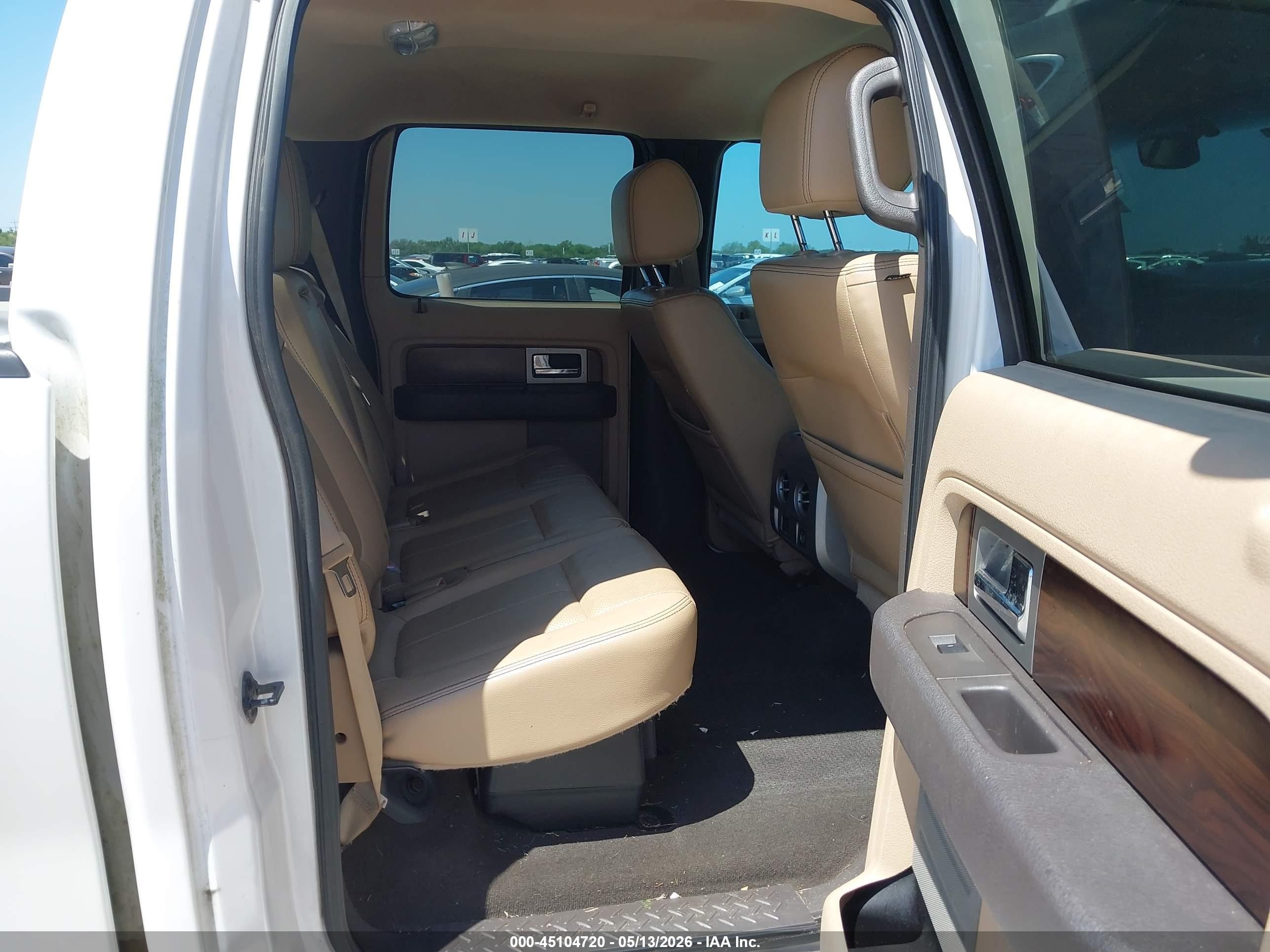 2012 Ford F-150 Lariat White vin: 1FTFW1ET0CFA41716