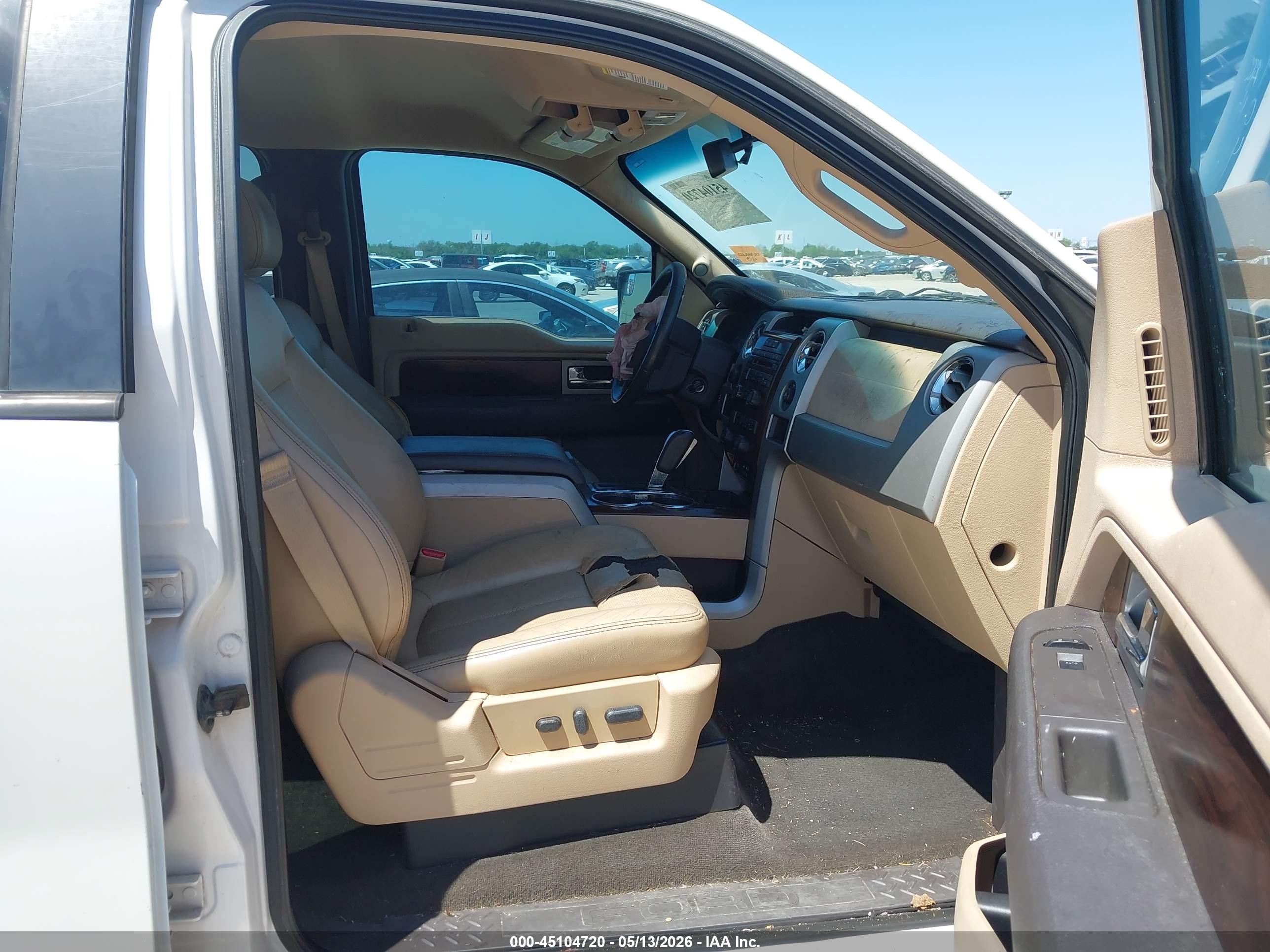 2012 Ford F-150 Lariat White vin: 1FTFW1ET0CFA41716
