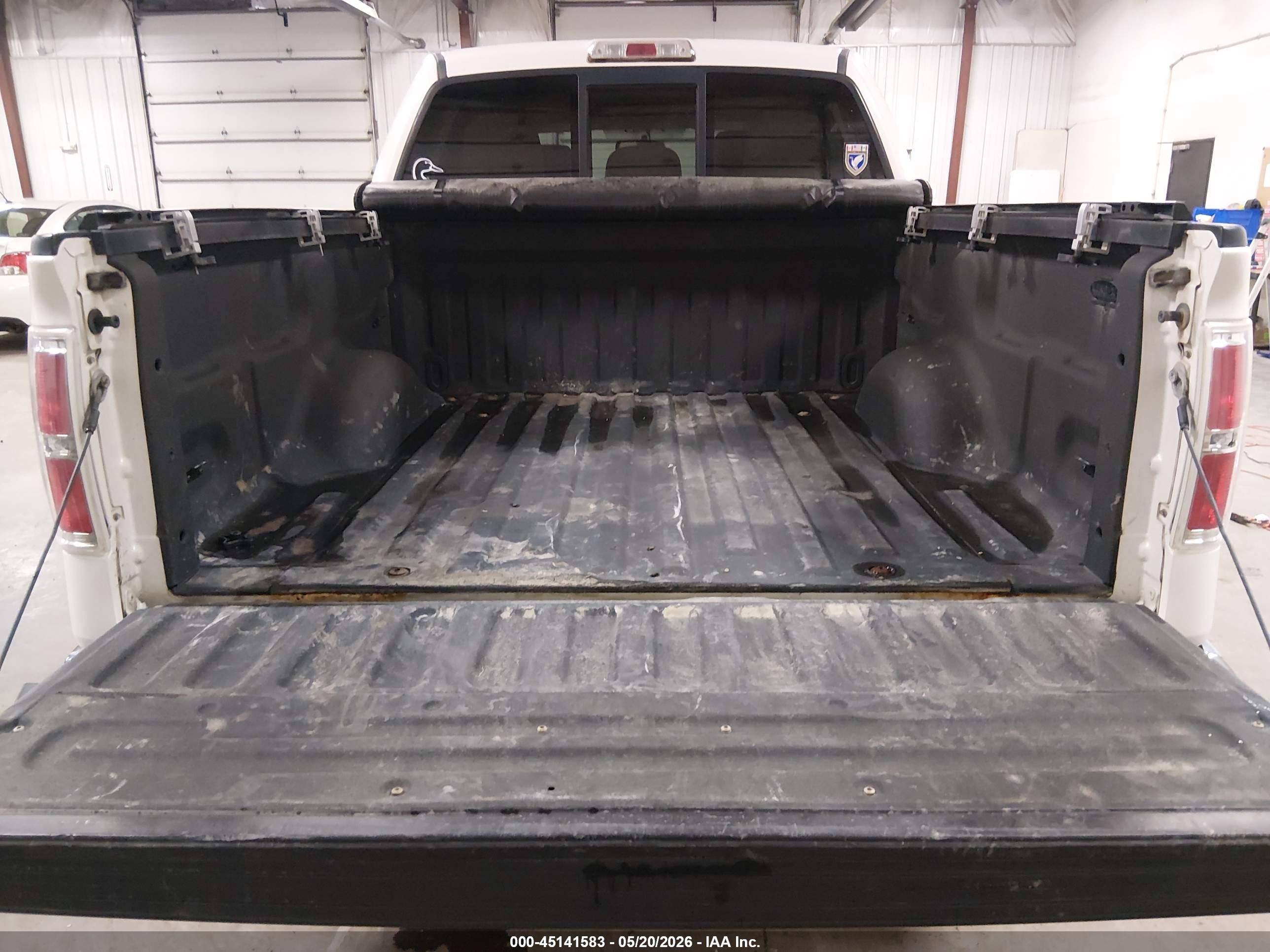 2012 Ford F-150 Lariat White vin: 1FTFW1ET0CFA58094