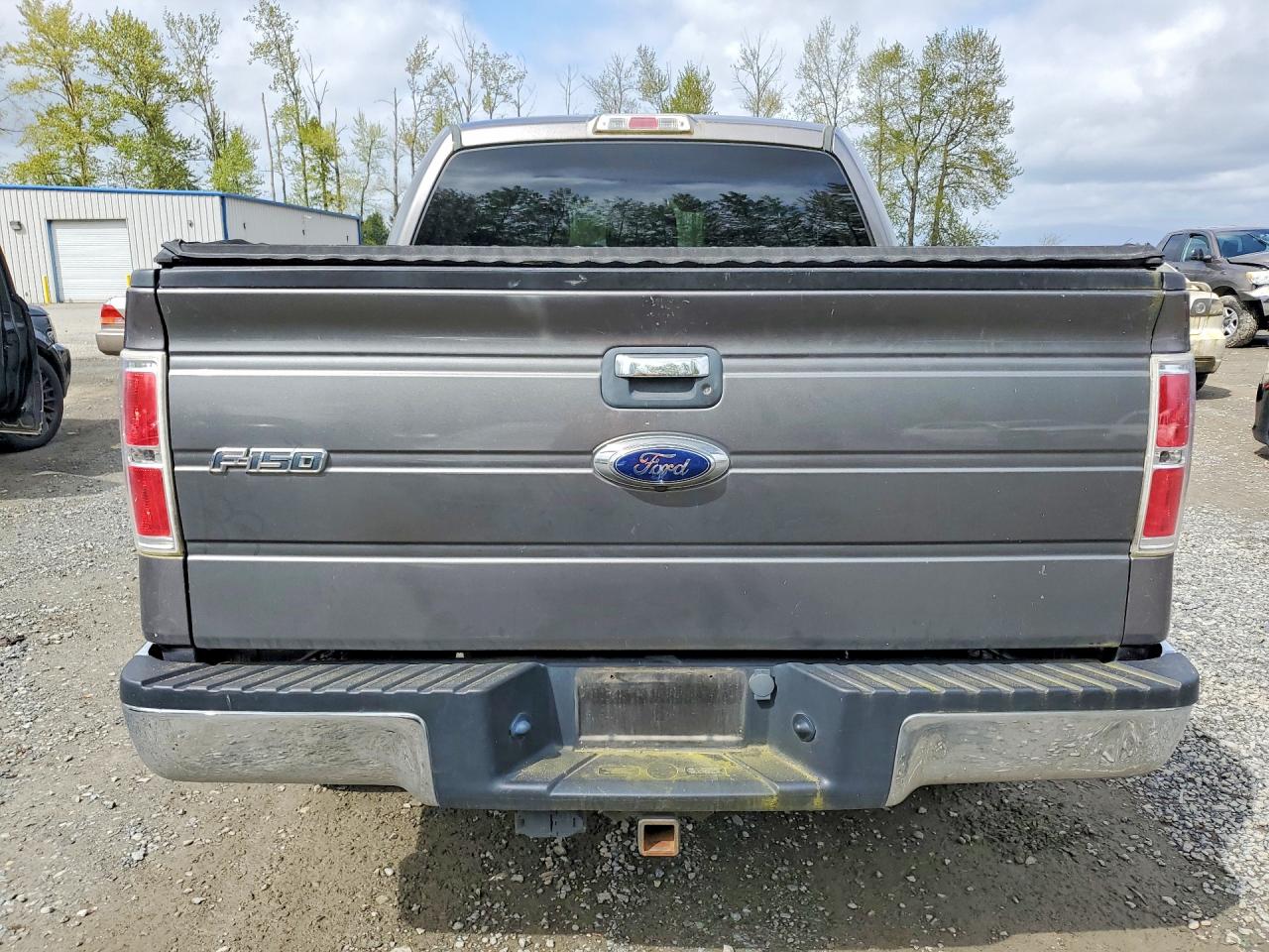 2012 Ford F150 Supercrew Gray vin: 1FTFW1ET0CFC64676
