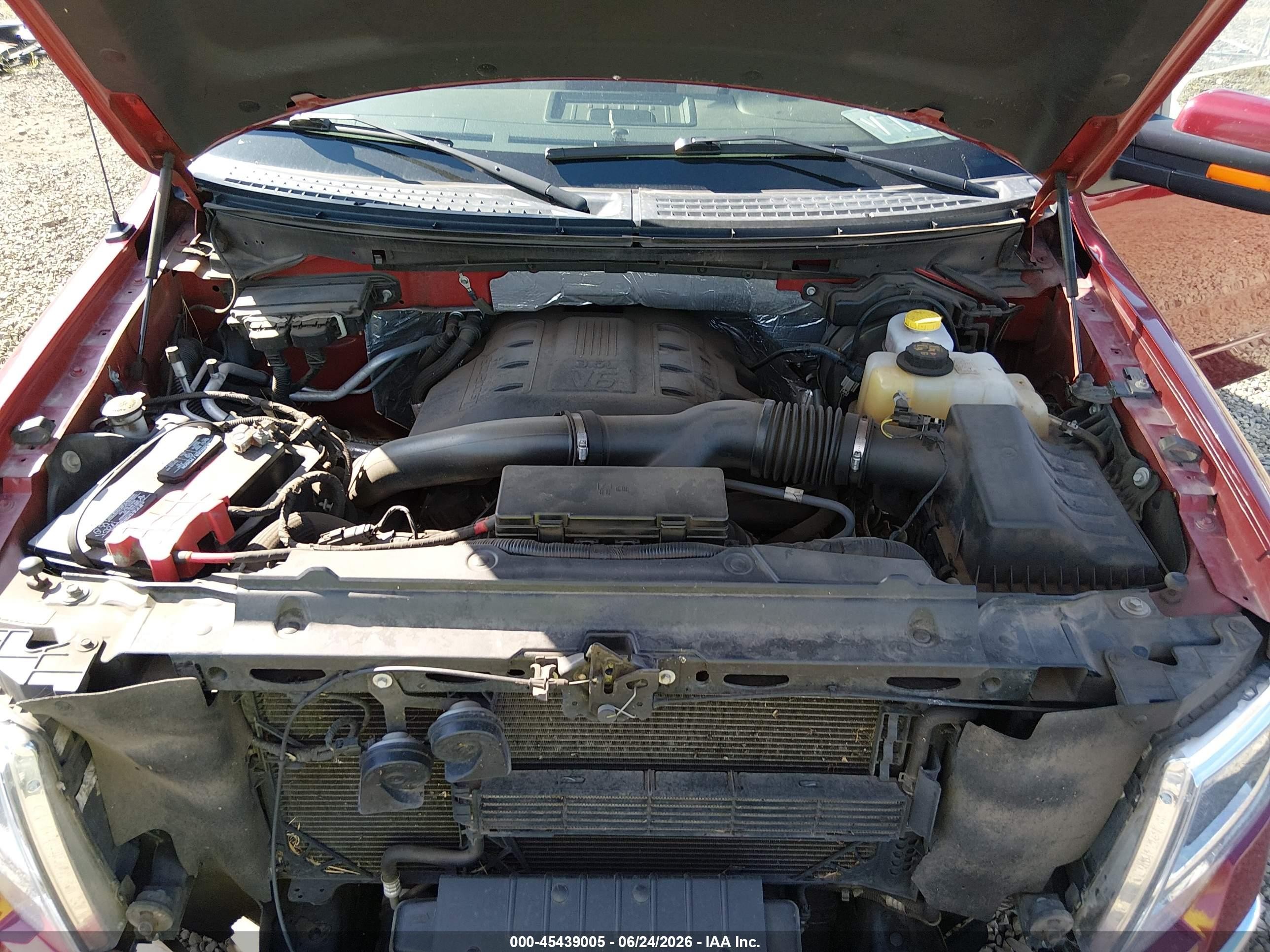 2014 Ford F-150 Lariat Red vin: 1FTFW1ET0EFC43197