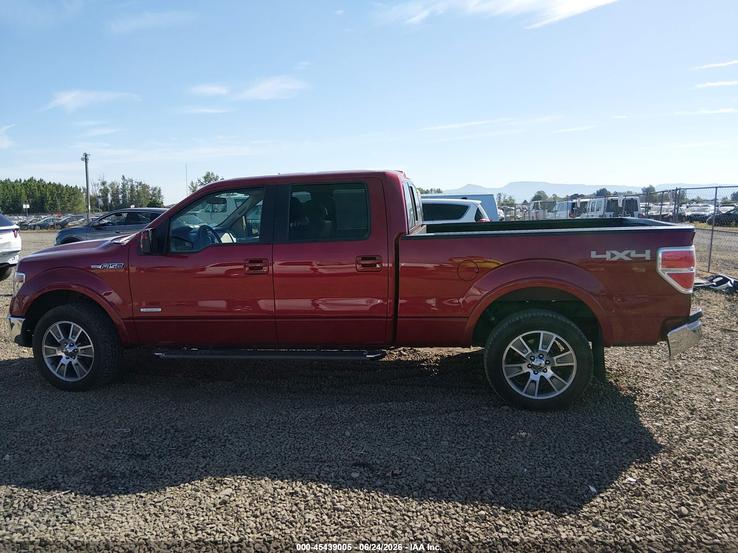 2014 Ford F-150 Lariat Red vin: 1FTFW1ET0EFC43197