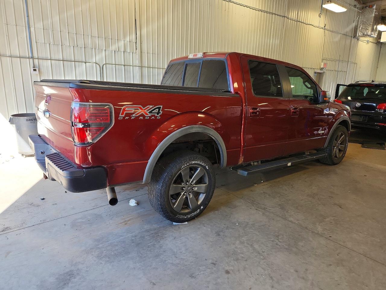 2014 Ford F150 Supercrew Burgundy vin: 1FTFW1ET0EKD15040