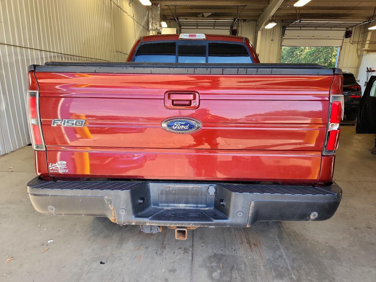 2014 Ford F150 Supercrew Burgundy vin: 1FTFW1ET0EKD15040