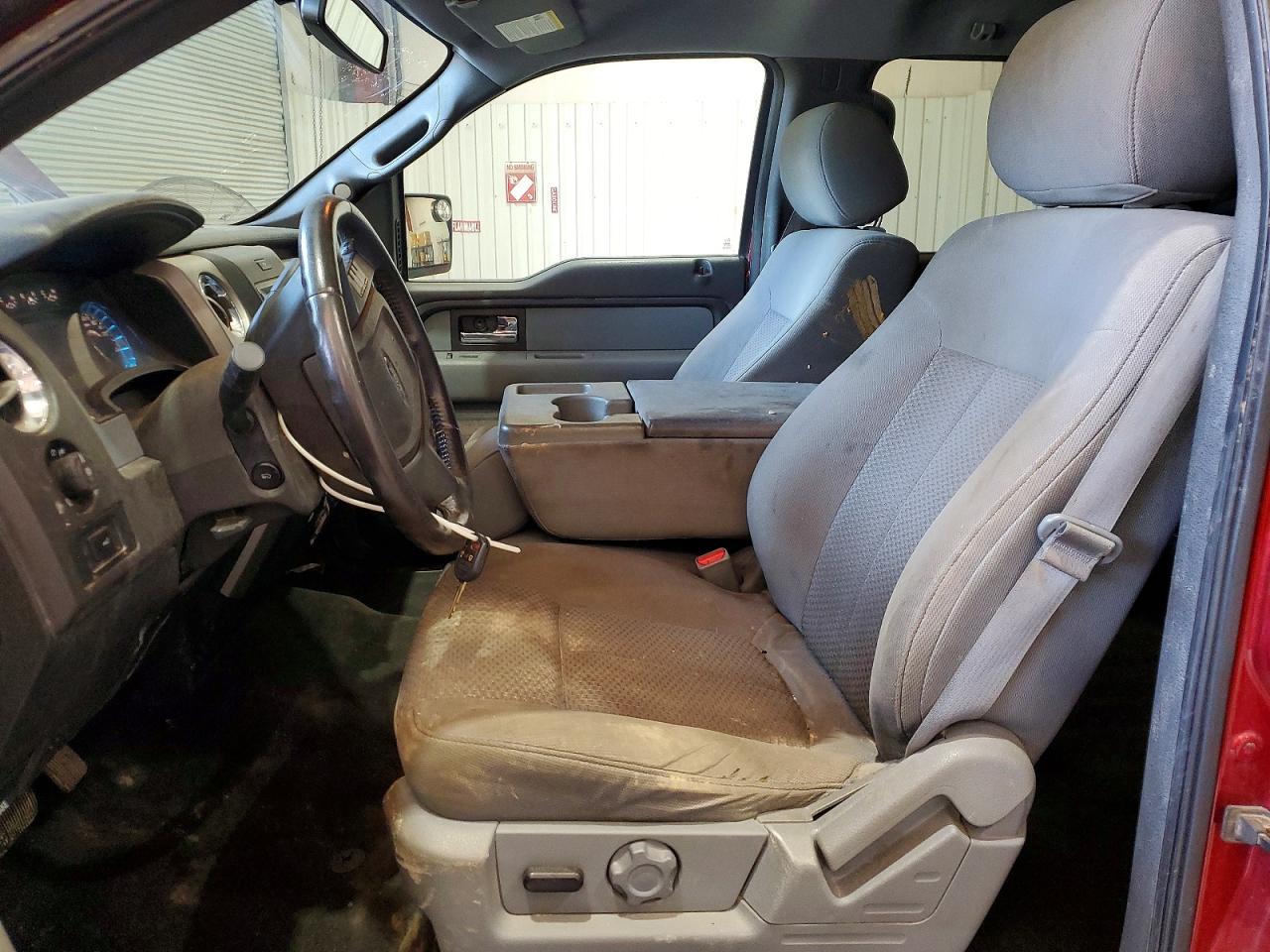 2014 Ford F150 Supercrew Burgundy vin: 1FTFW1ET0EKE48588