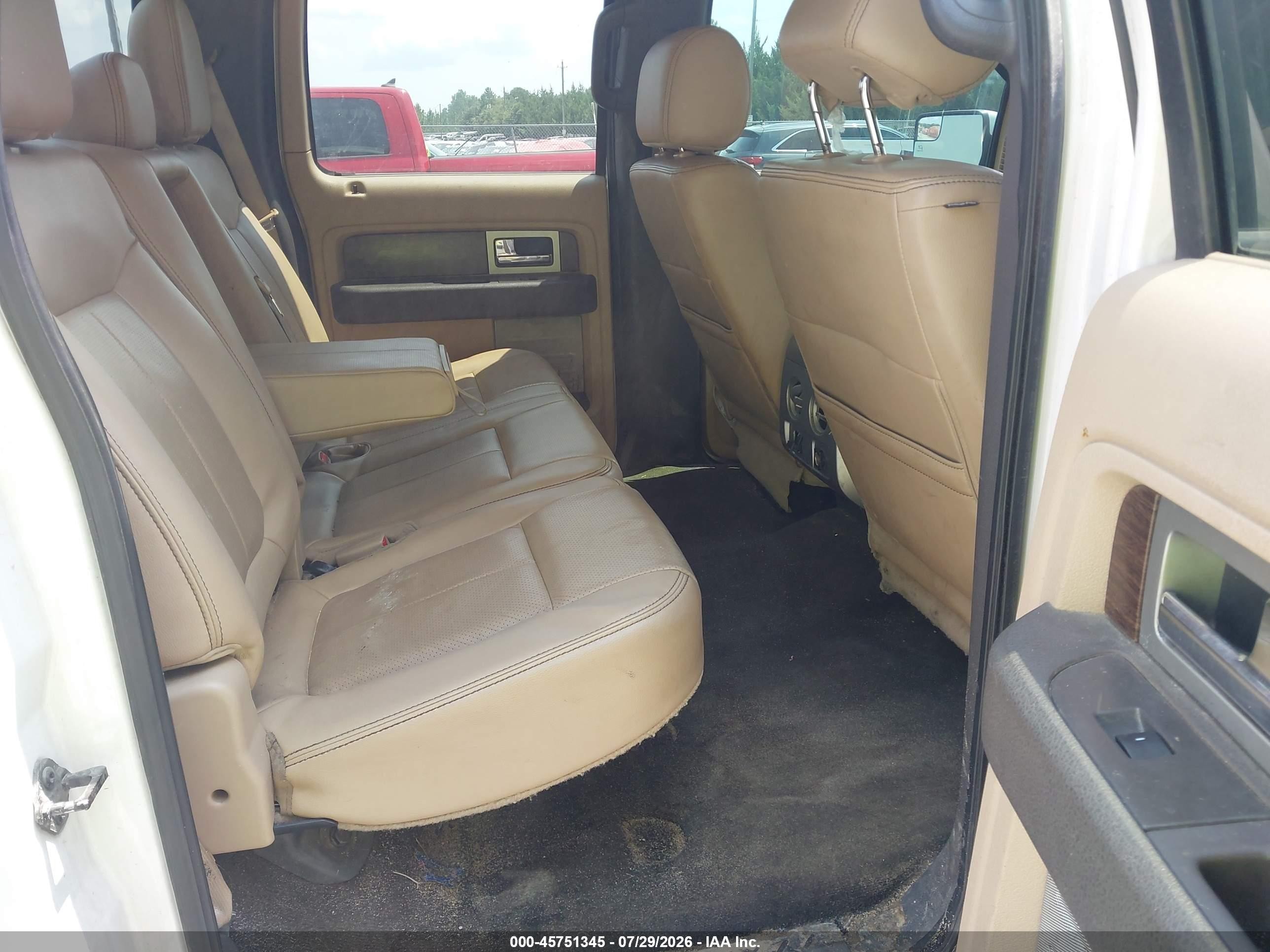 2014 Ford F-150 Lariat White vin: 1FTFW1ET0EKF32863