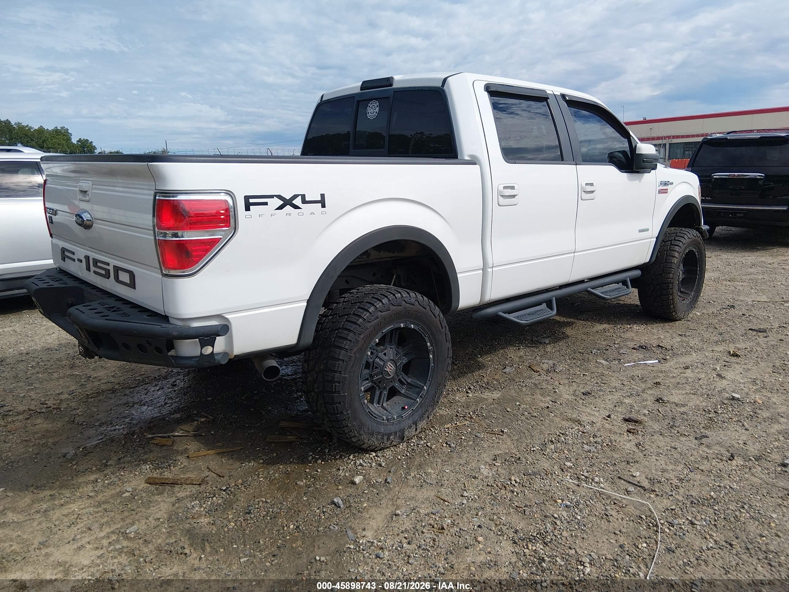 2011 Ford F-150 Lariat White vin: 1FTFW1ET1BFB80672