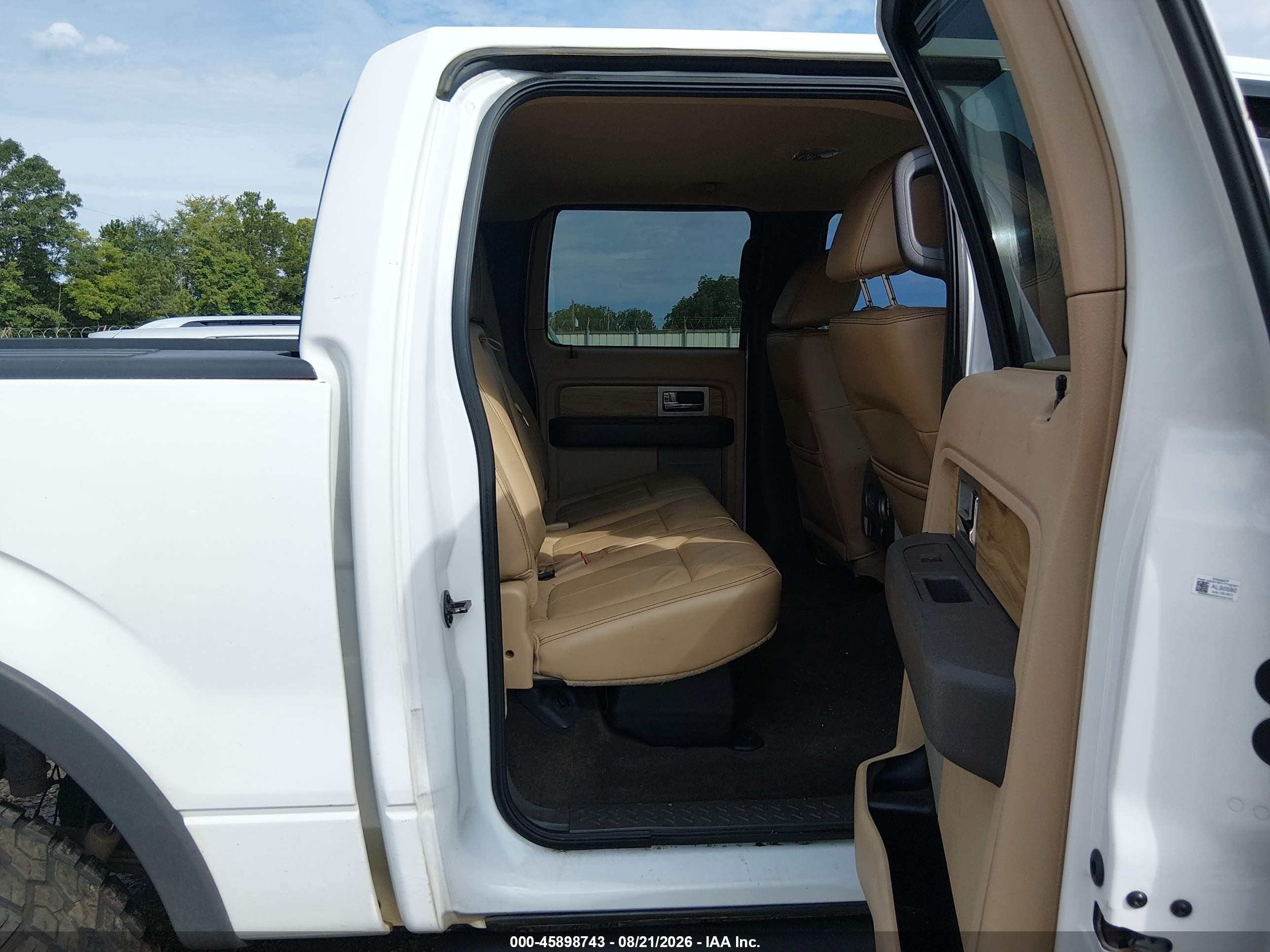2011 Ford F-150 Lariat White vin: 1FTFW1ET1BFB80672