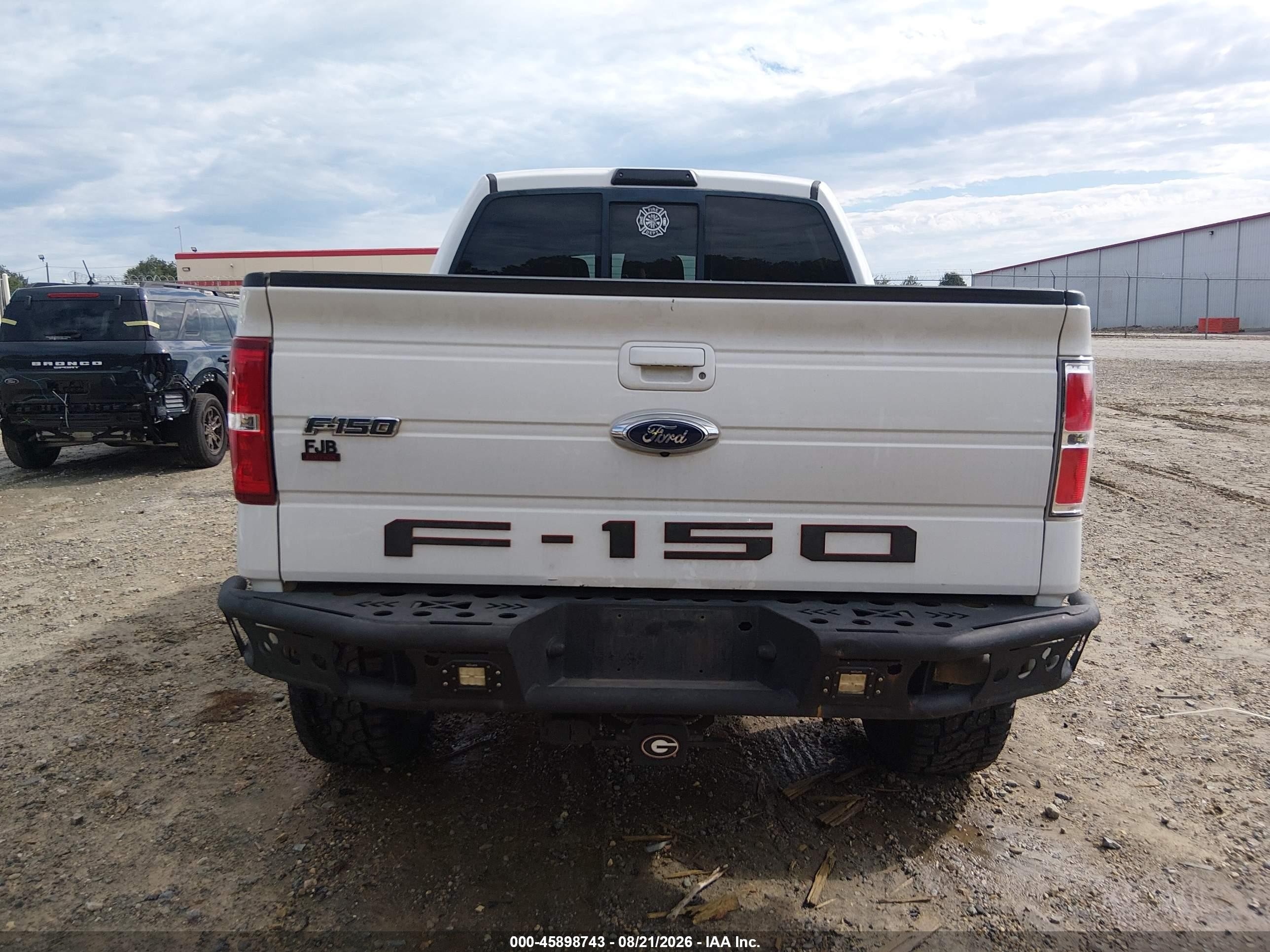 2011 Ford F-150 Lariat White vin: 1FTFW1ET1BFB80672