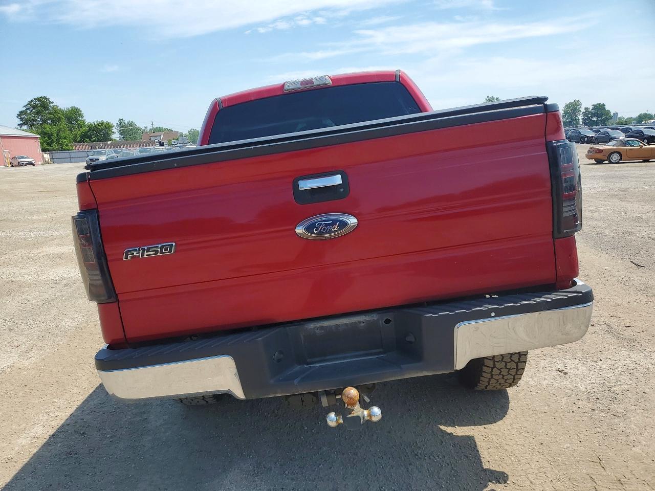 2011 Ford F150 Supercrew Red vin: 1FTFW1ET1BKD61603