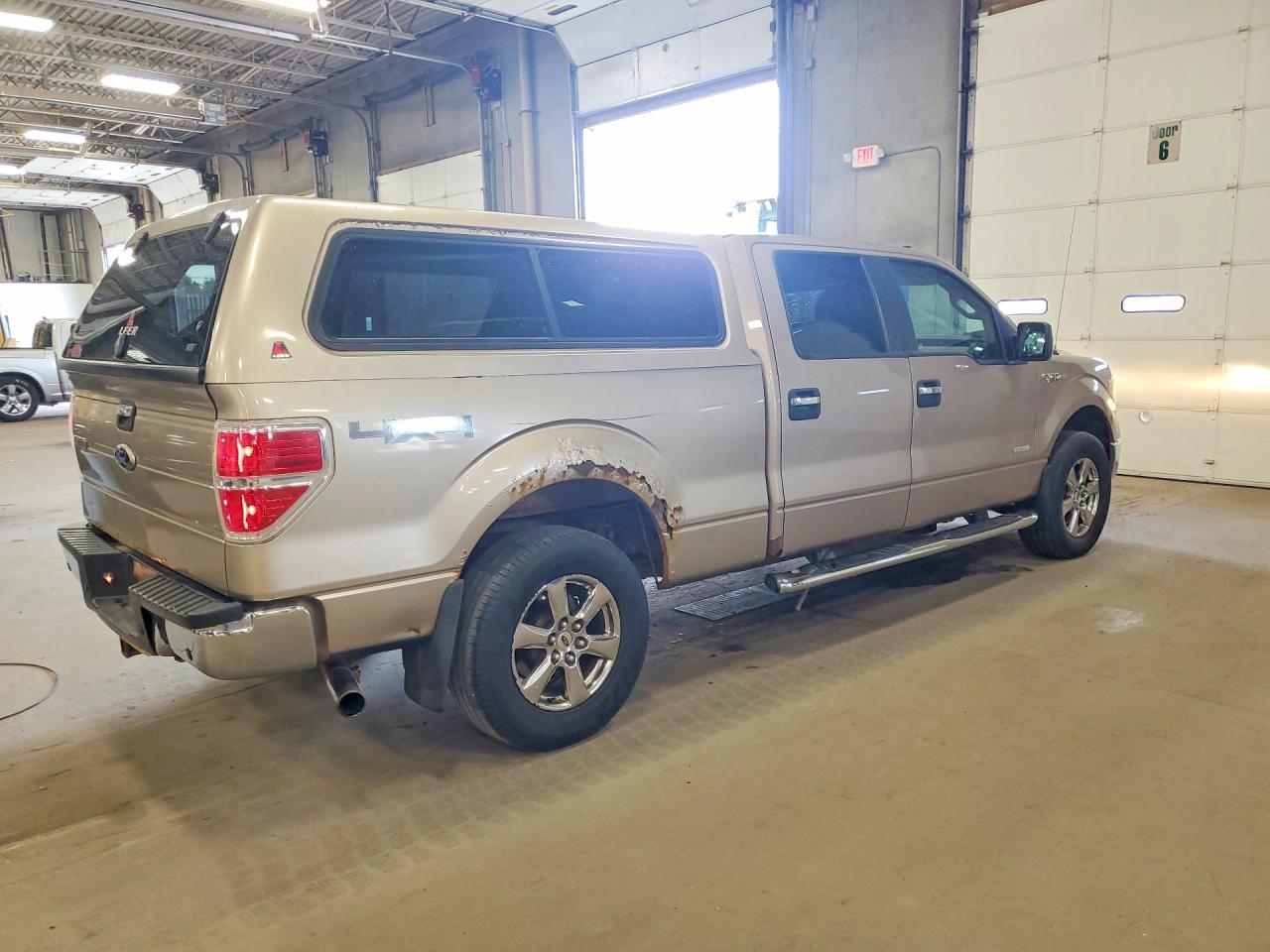 2011 Ford F150 Supercrew Tan vin: 1FTFW1ET1BKD79387
