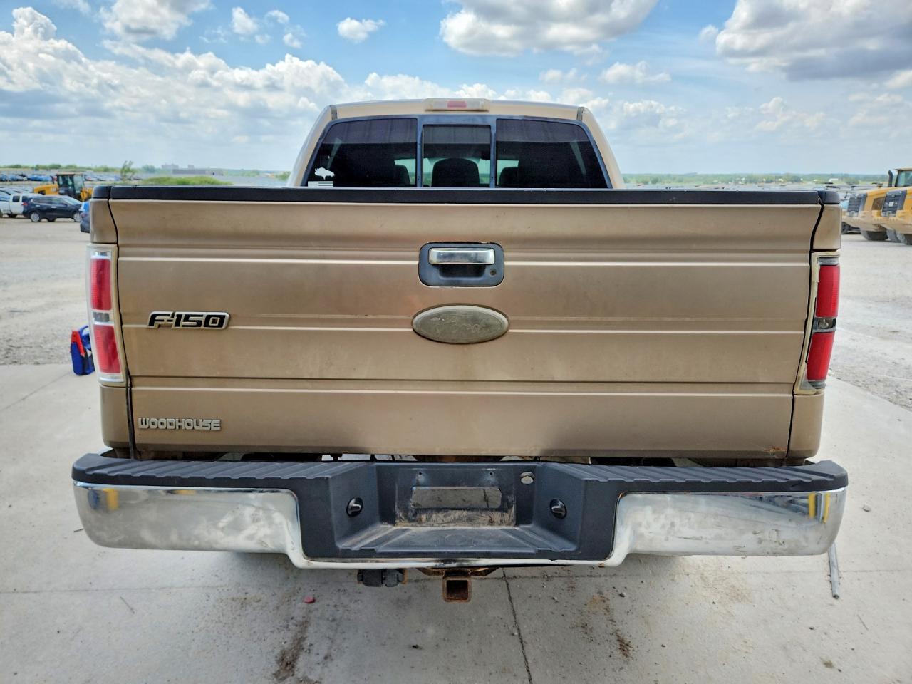 2011 Ford F150 Supercrew Tan vin: 1FTFW1ET1BKE17006