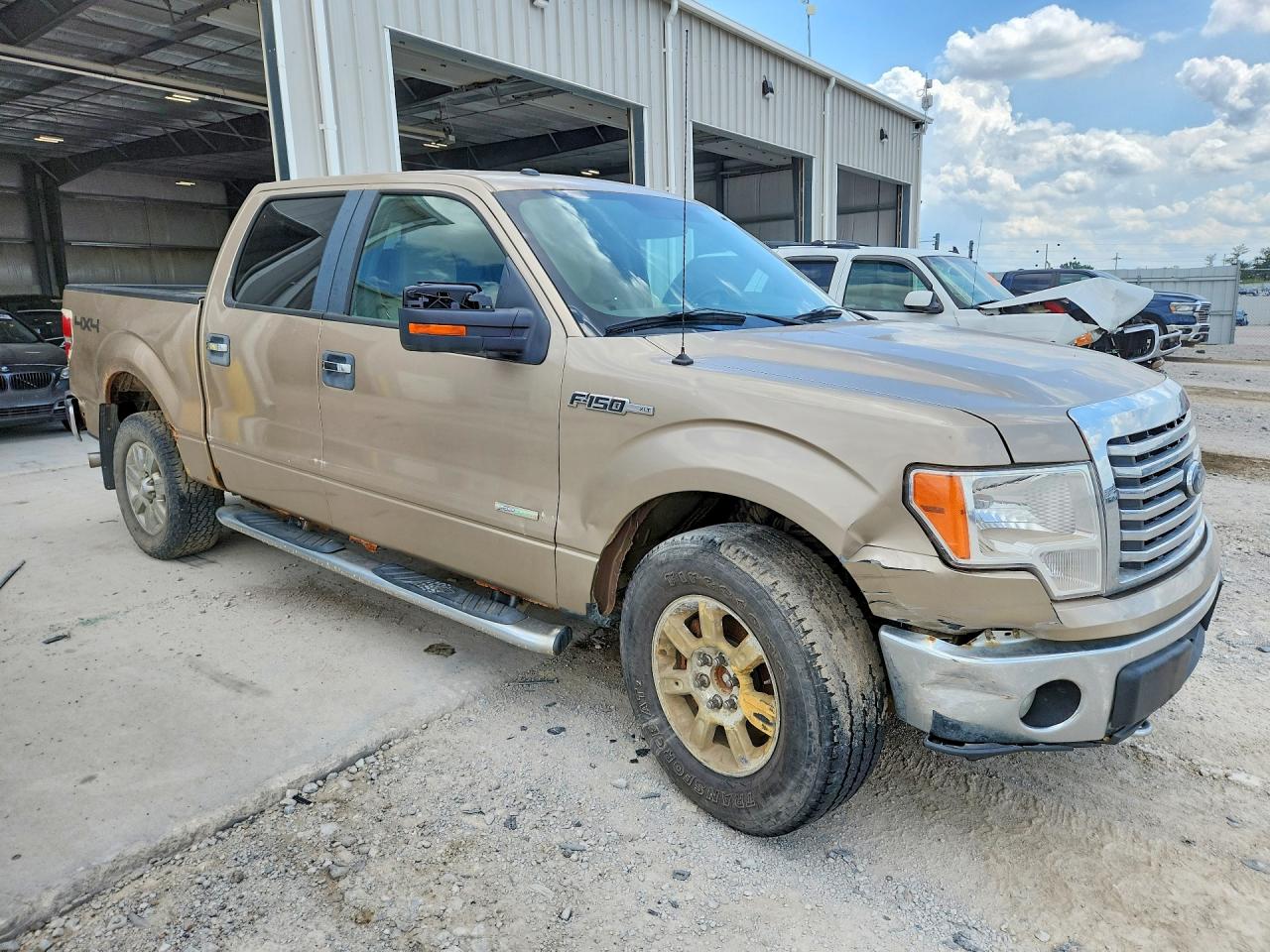 2011 Ford F150 Supercrew Tan vin: 1FTFW1ET1BKE17006