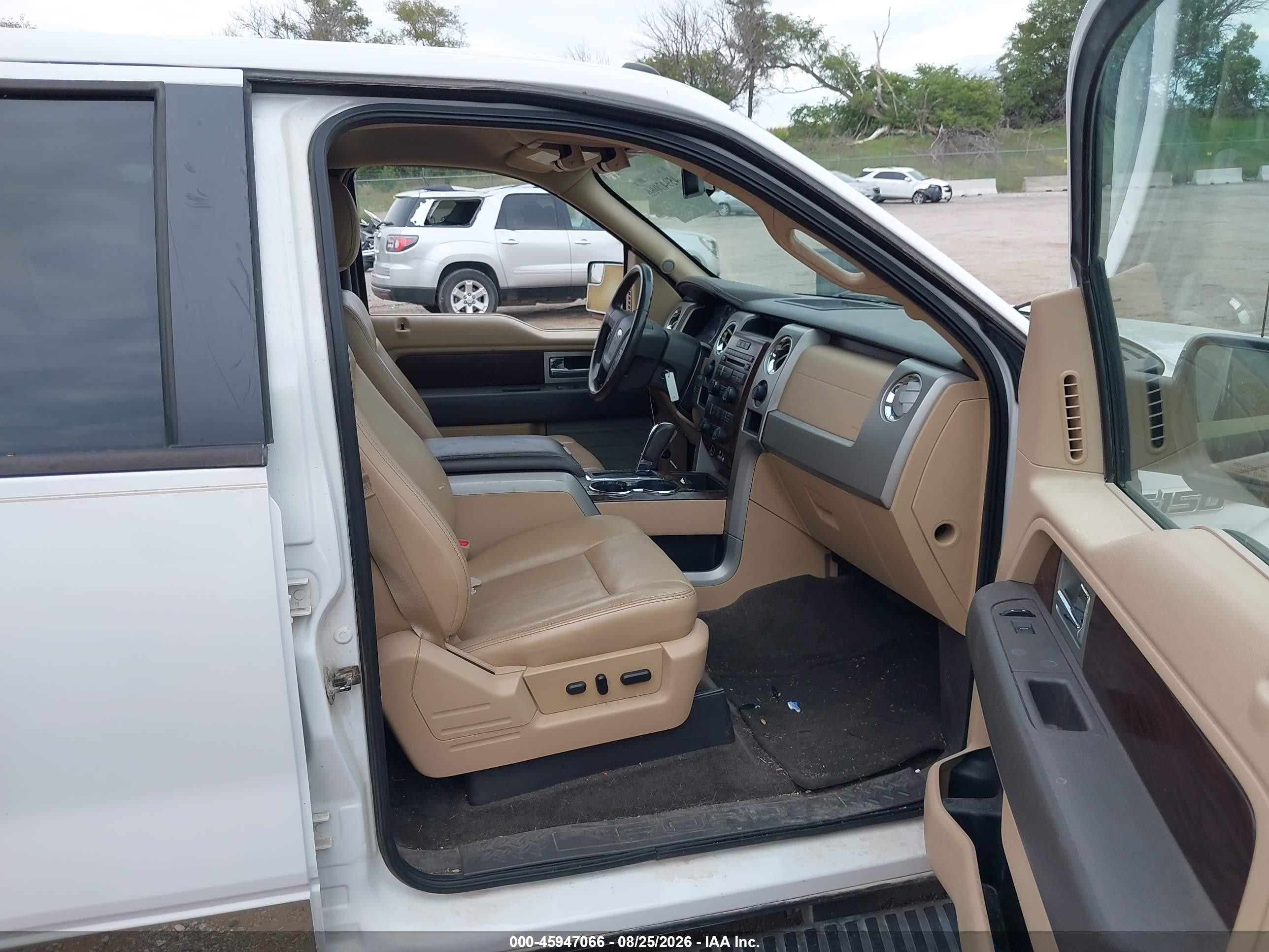 2012 Ford F-150 Lariat White vin: 1FTFW1ET1CFA05355