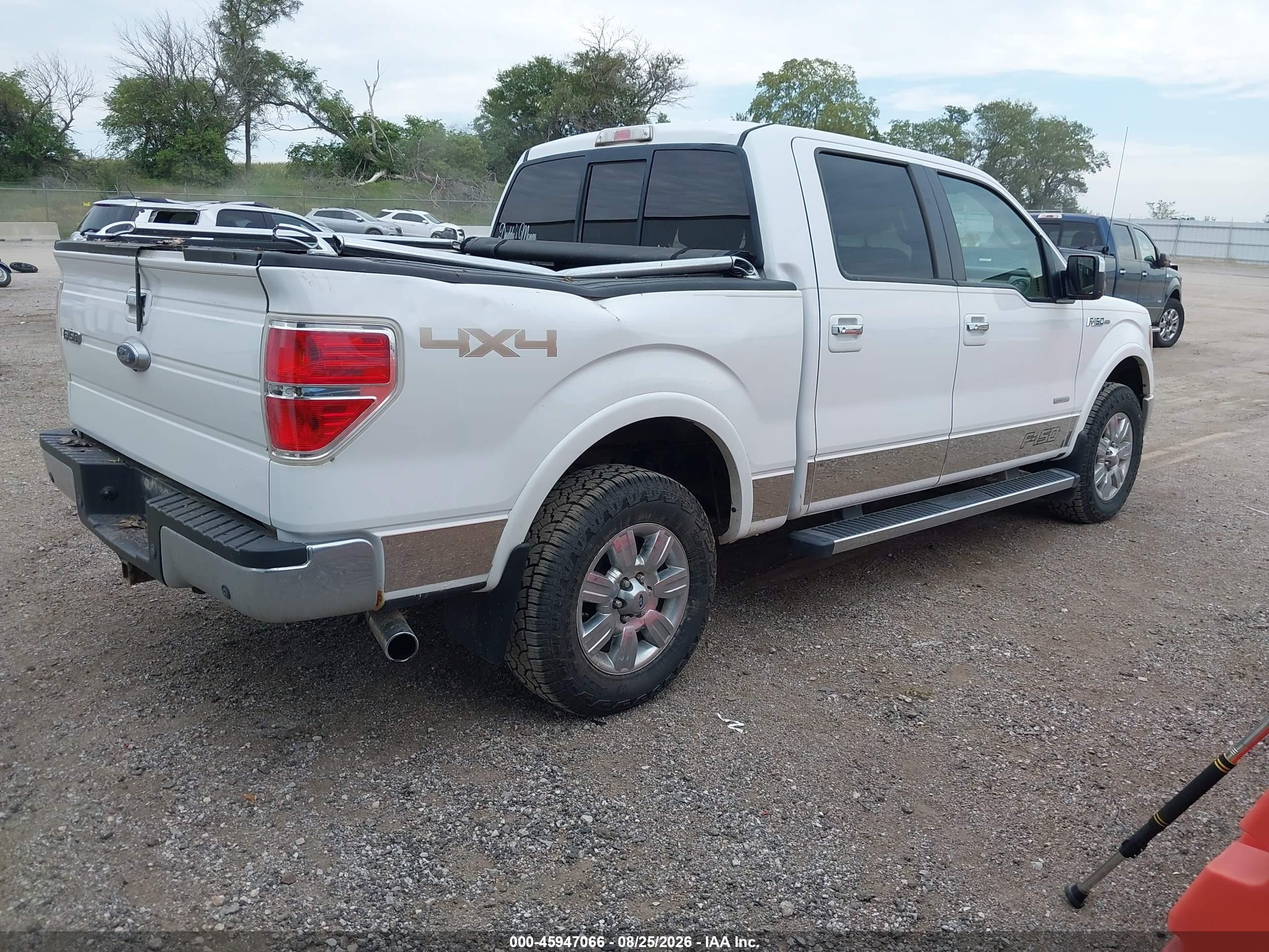 2012 Ford F-150 Lariat White vin: 1FTFW1ET1CFA05355