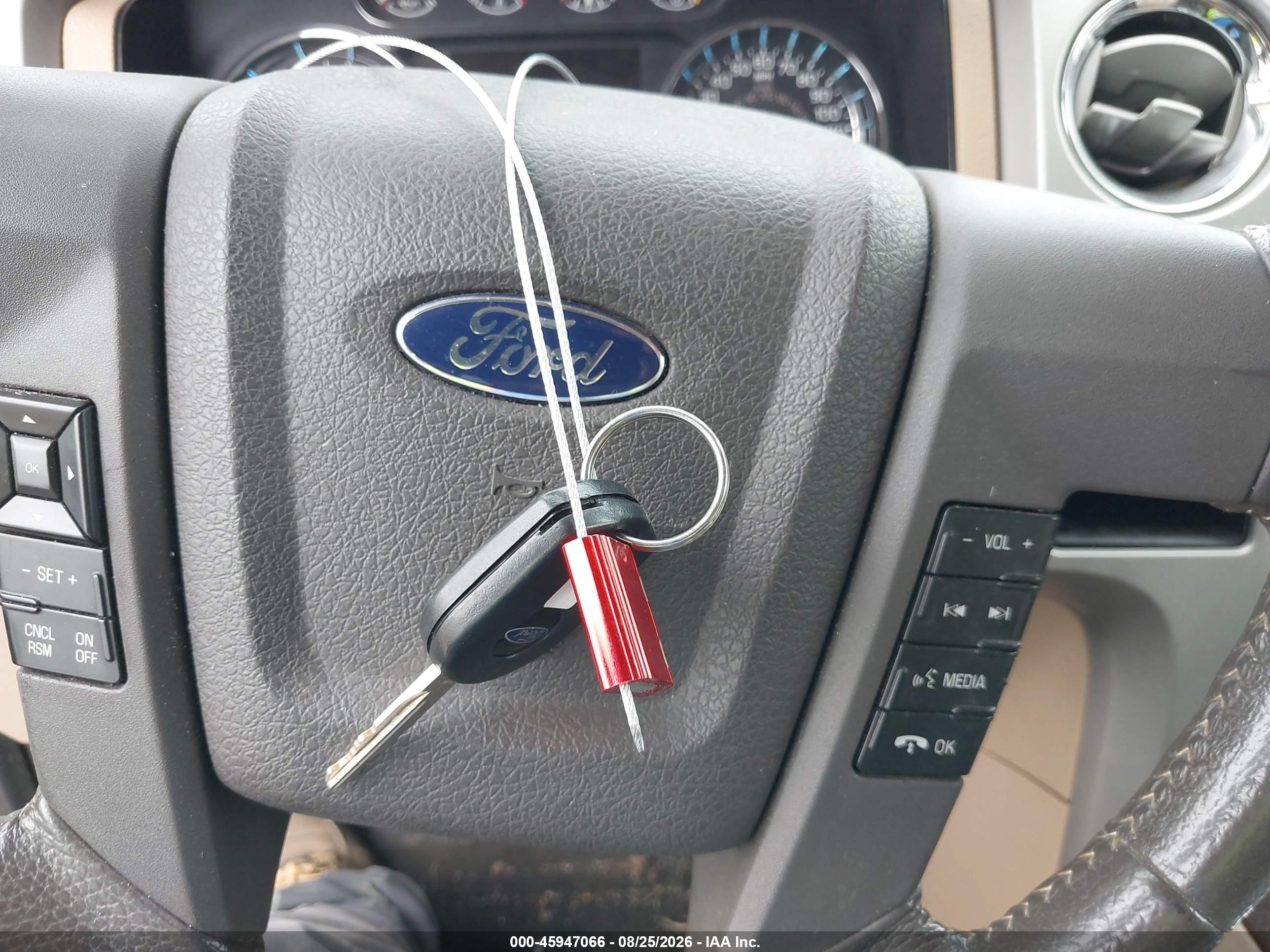 2012 Ford F-150 Lariat White vin: 1FTFW1ET1CFA05355