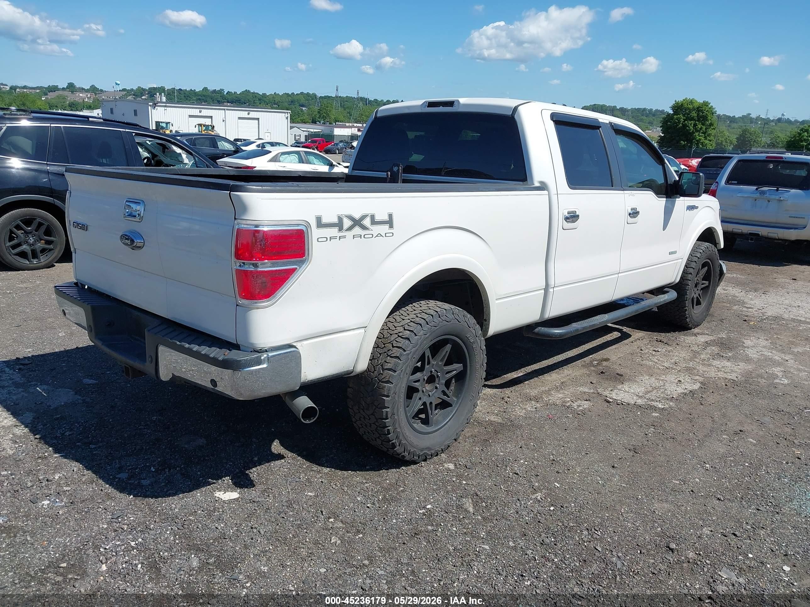 2012 Ford F-150 Lariat White vin: 1FTFW1ET1CFB40139