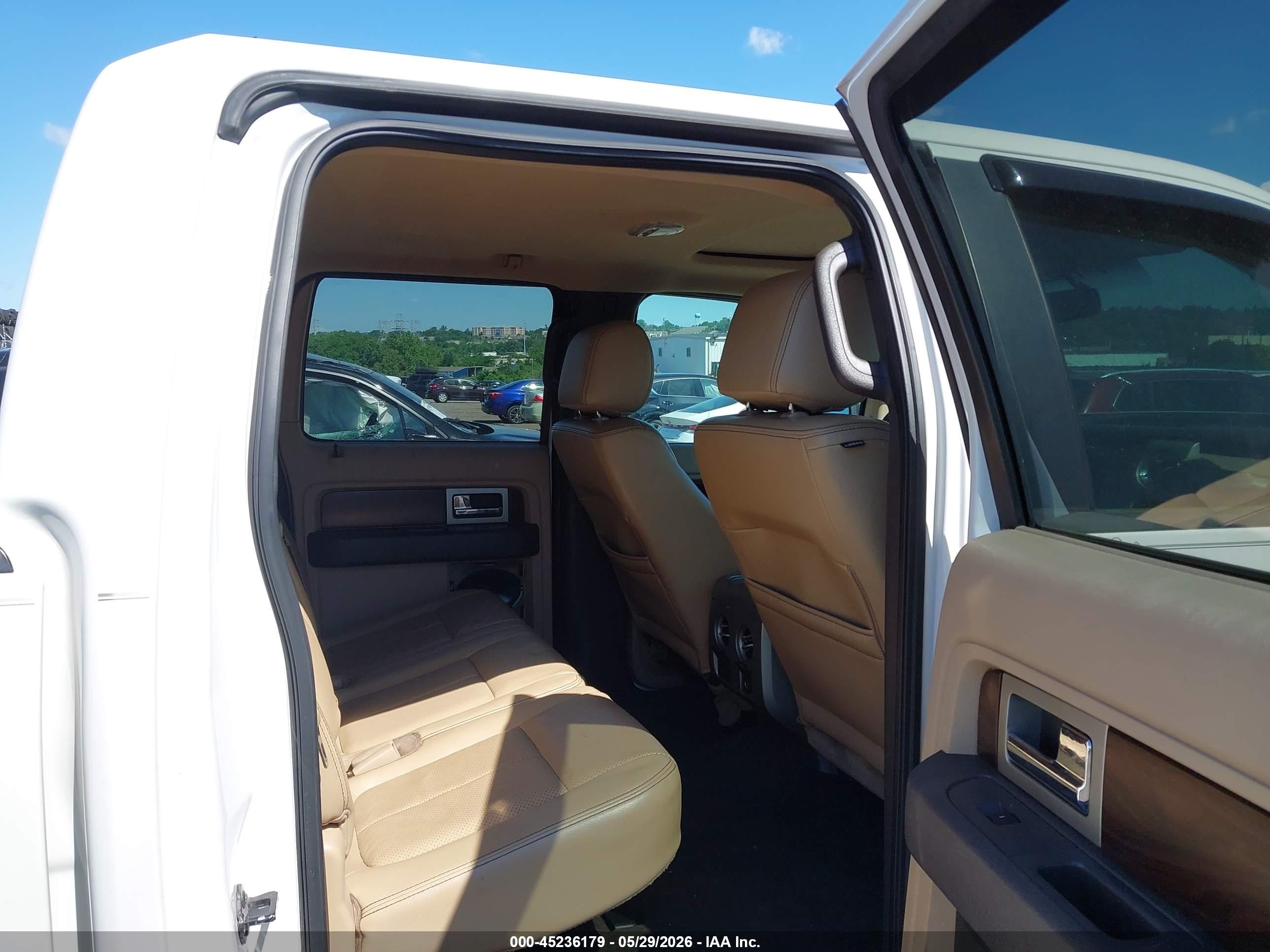 2012 Ford F-150 Lariat White vin: 1FTFW1ET1CFB40139